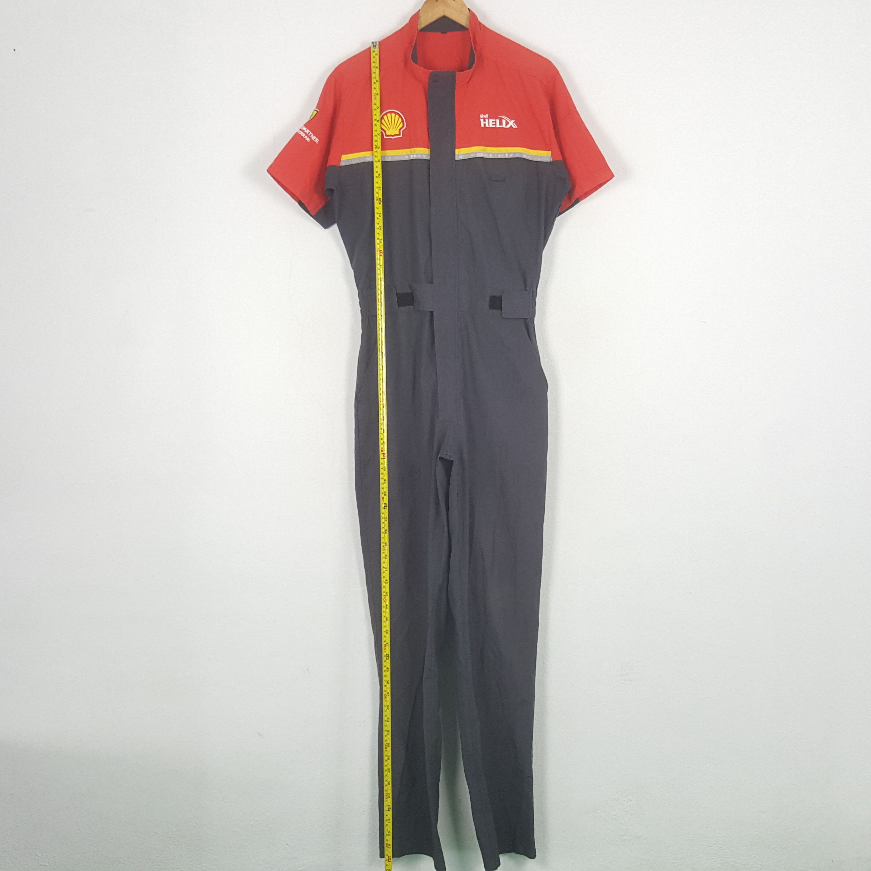 Ferrari Vintage Shell Helix Formula 1 Racing Coverall Jacket C296N16 Size US M / EU 48-50 / 2 - 4 Thumbnail