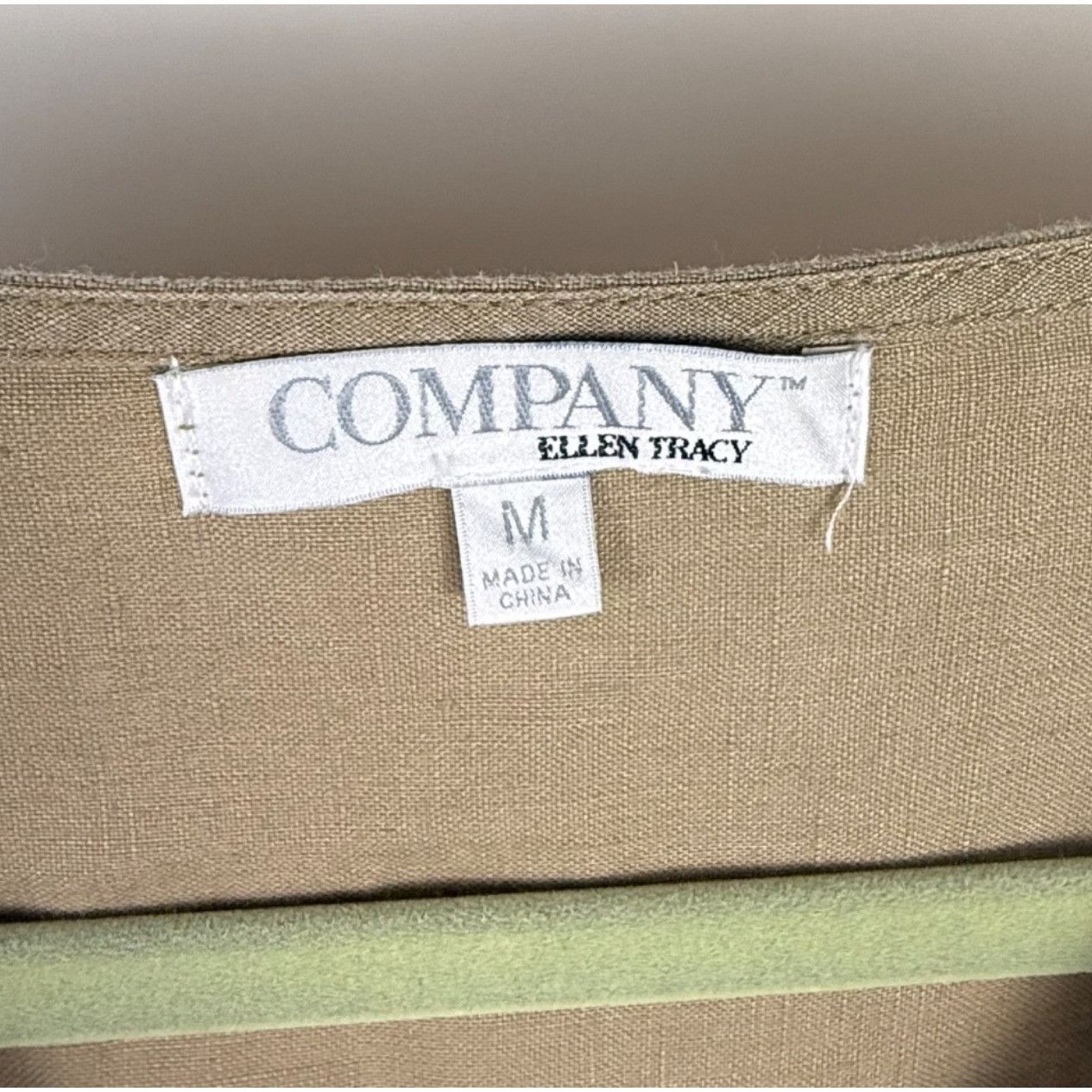 Ellen Tracy Ellen Tracy Women's Linen Top Roll-Tab Sleeve 1/4-Zip Flax S Size M / US 6-8 / IT 42-44 - 2 Thumbnail