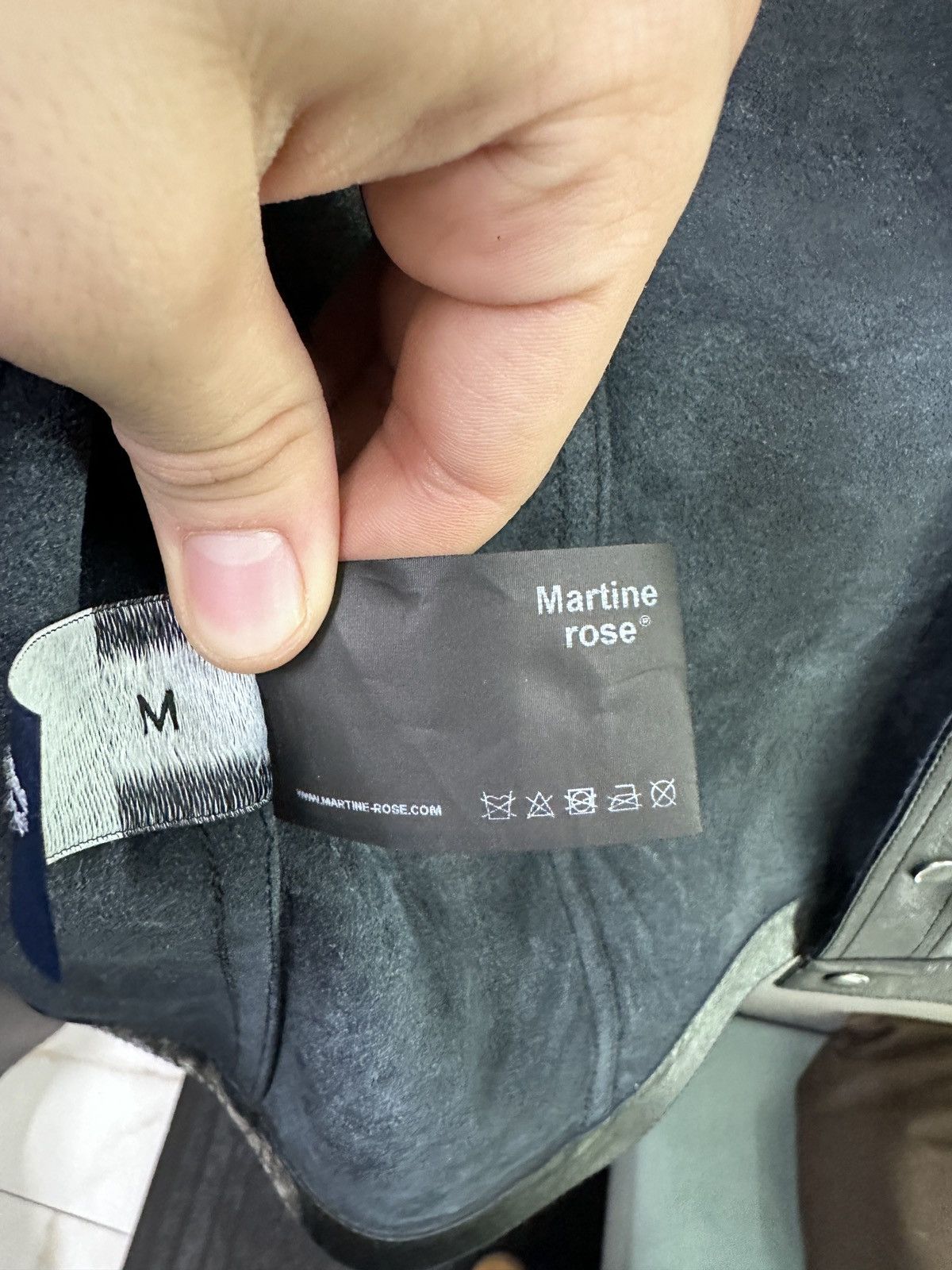 Martine Rose Martine Rose polished-finish button-fastening jacket Size US M / EU 48-50 / 2 - 9 Thumbnail