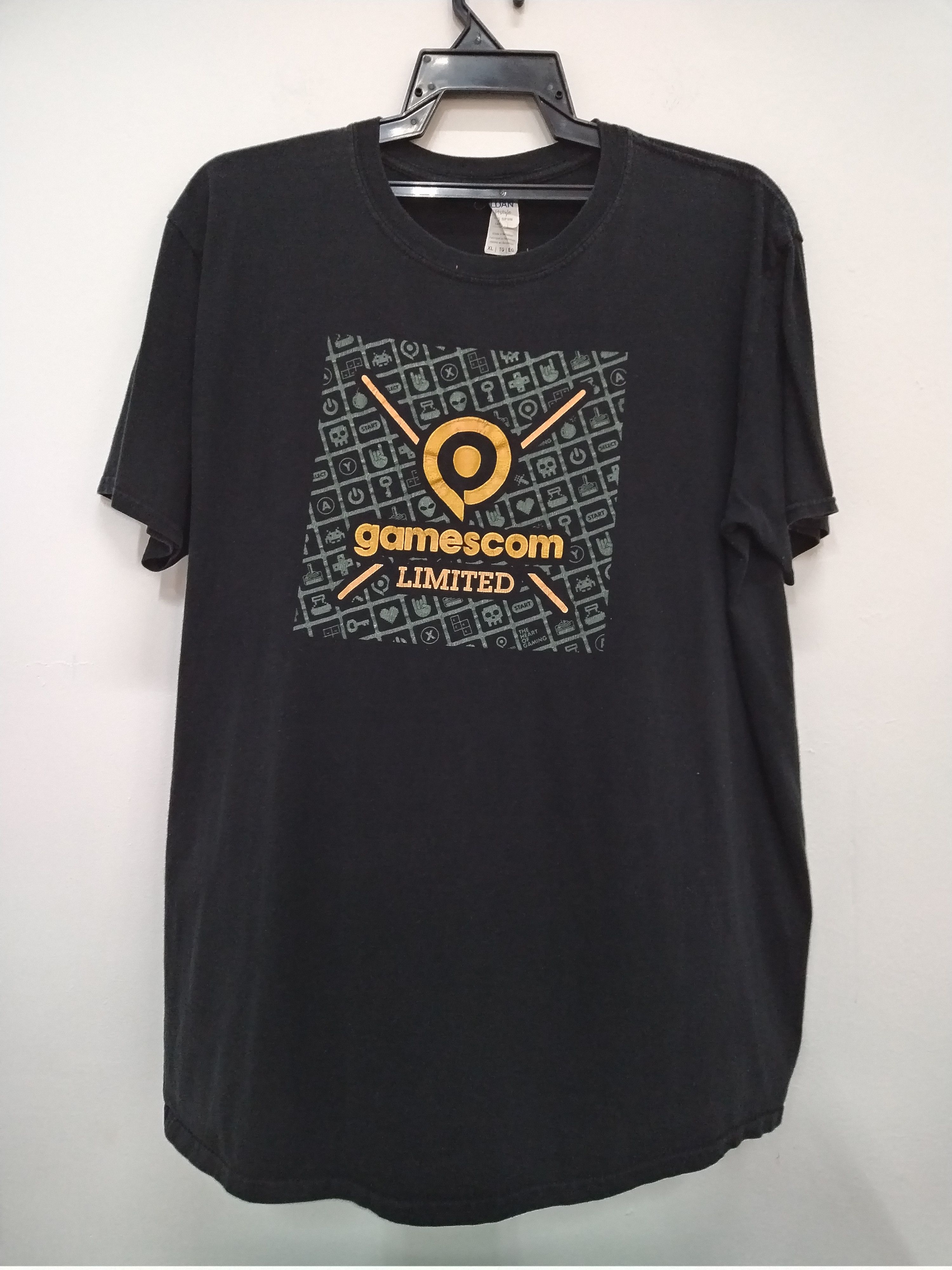 The Game 💥Steals🔥VINTAGE EPIC GAMESCOM LIMETED NICE PRINTED T SHIRT Size US XL / EU 56 / 4 - 2 Thumbnail