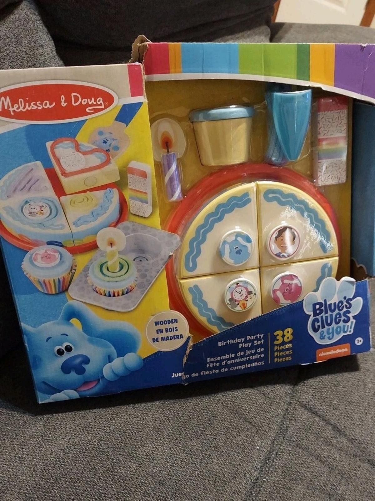 Other NIB Melissa & Doug Blue's Clues Wooden Birthday party Size ONE SIZE - 1 Thumbnail