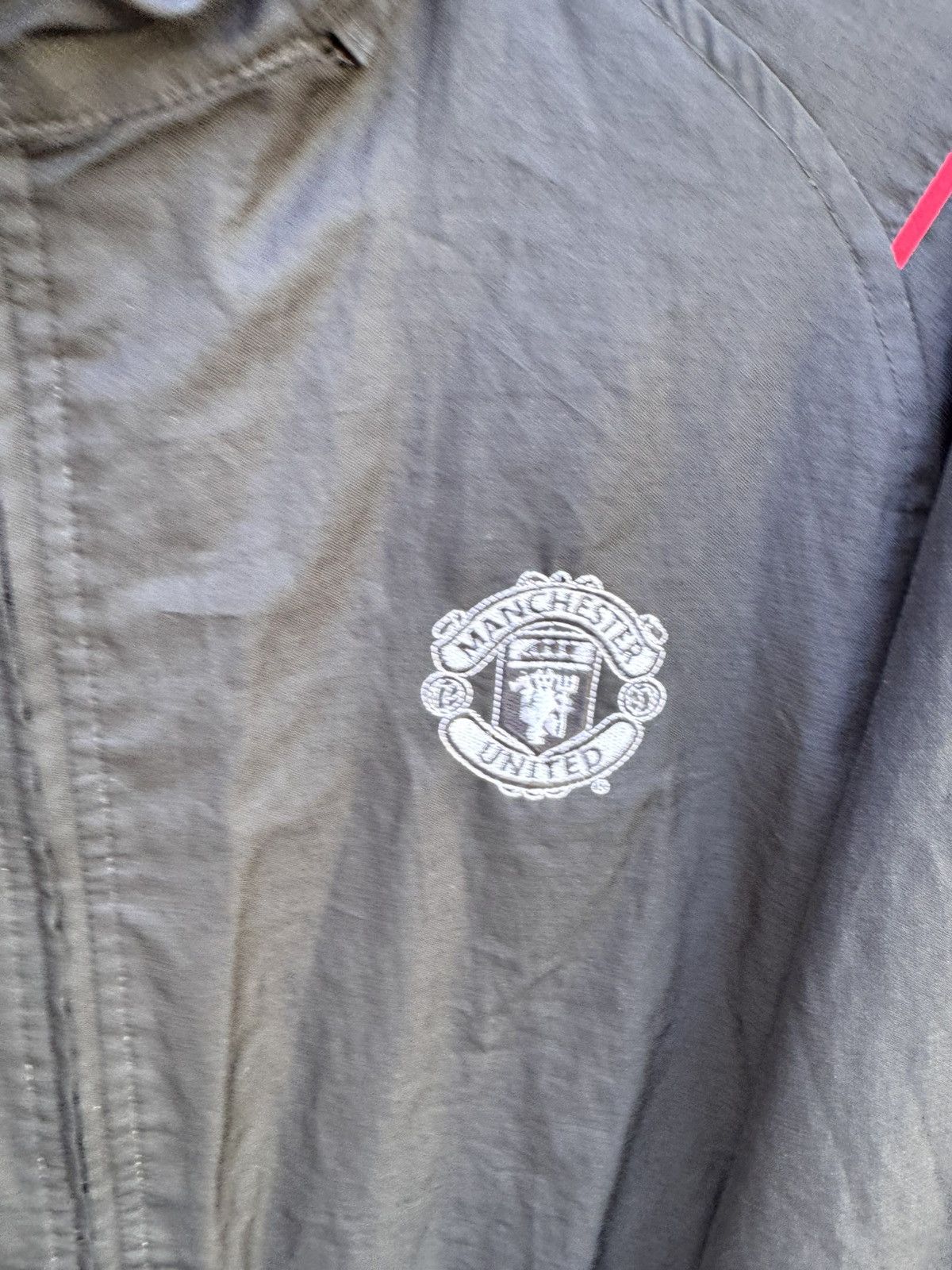 Nike Manchester United 2003/2004 Nike Rain Jacket - sz L - 10/10 Size US L / EU 52-54 / 3 - 3 Thumbnail