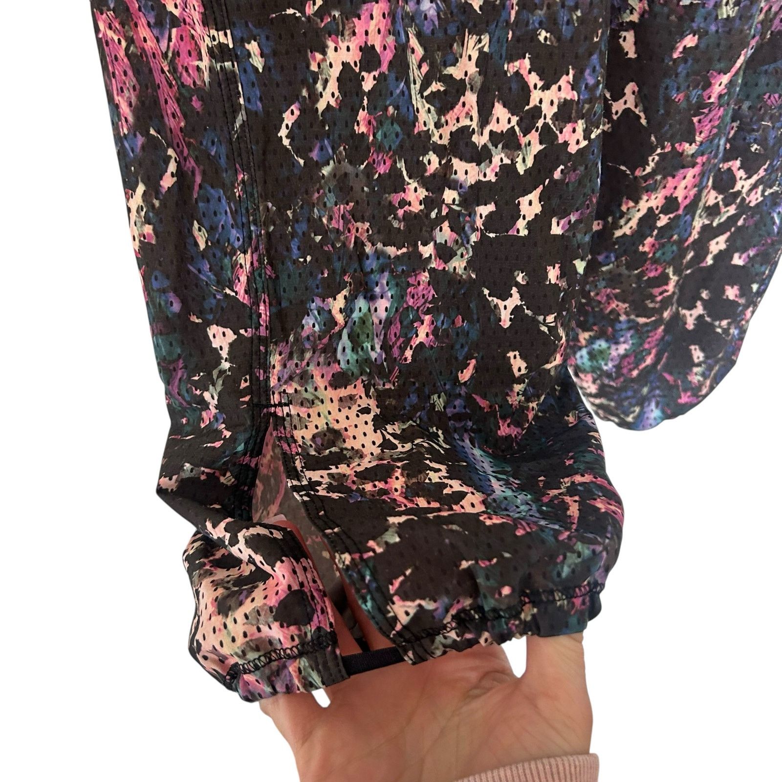 Lululemon Lululemon Om Pant Floral Sport Black Multi Sz S Size 27" / US 4 / IT 40 - 2 Thumbnail