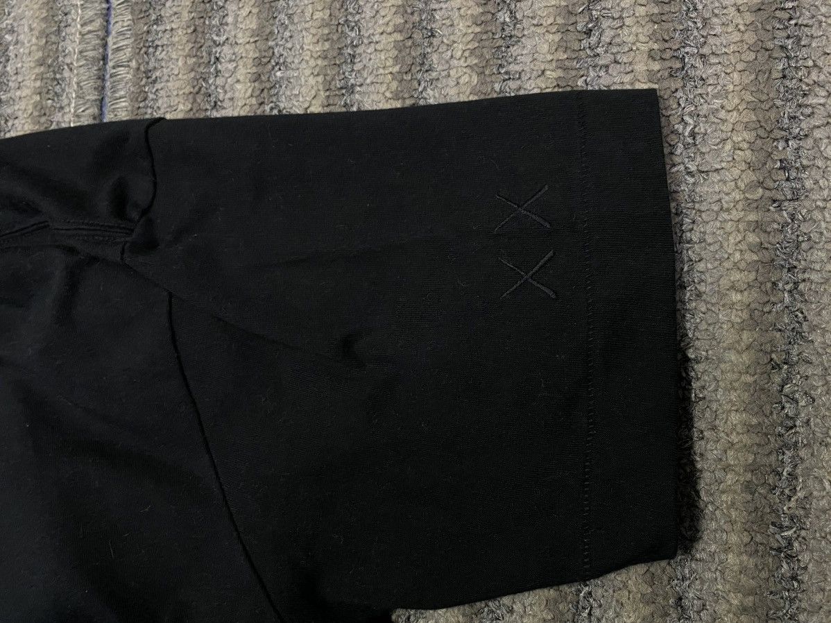 Kaws × Uniqlo KAWS X SESAME STREET T-shirt Size US M / EU 48-50 / 2 - 8 Thumbnail