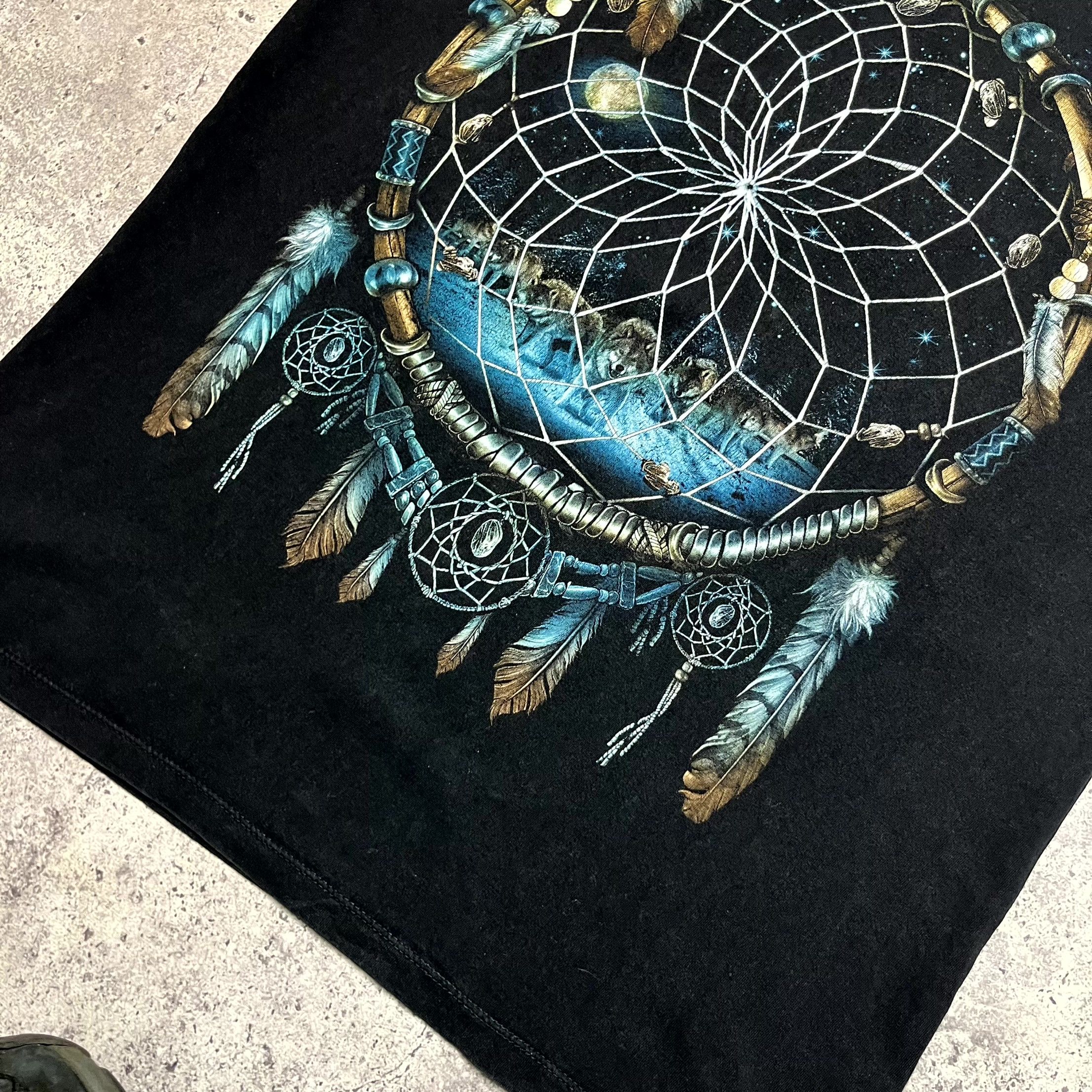 Vintage Vintage WILD Black T Shirt Dream Catcher Wolf 90s Size M Size US L / EU 52-54 / 3 - 6 Thumbnail