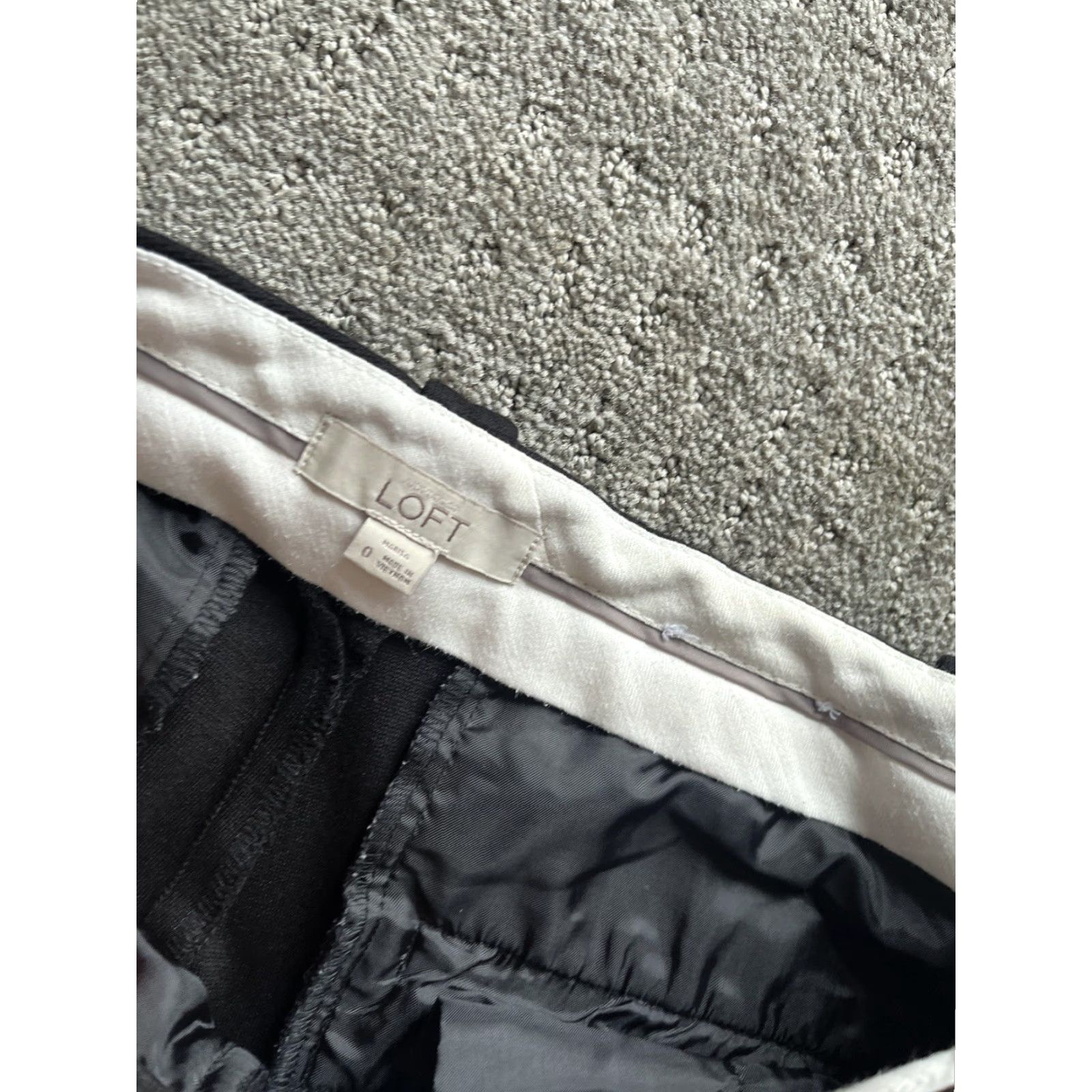 Ann Taylor Ann Taylor Loft dress pants Women's black straight leg 0 size Size 25" / US 0 / IT 36 - 5 Thumbnail
