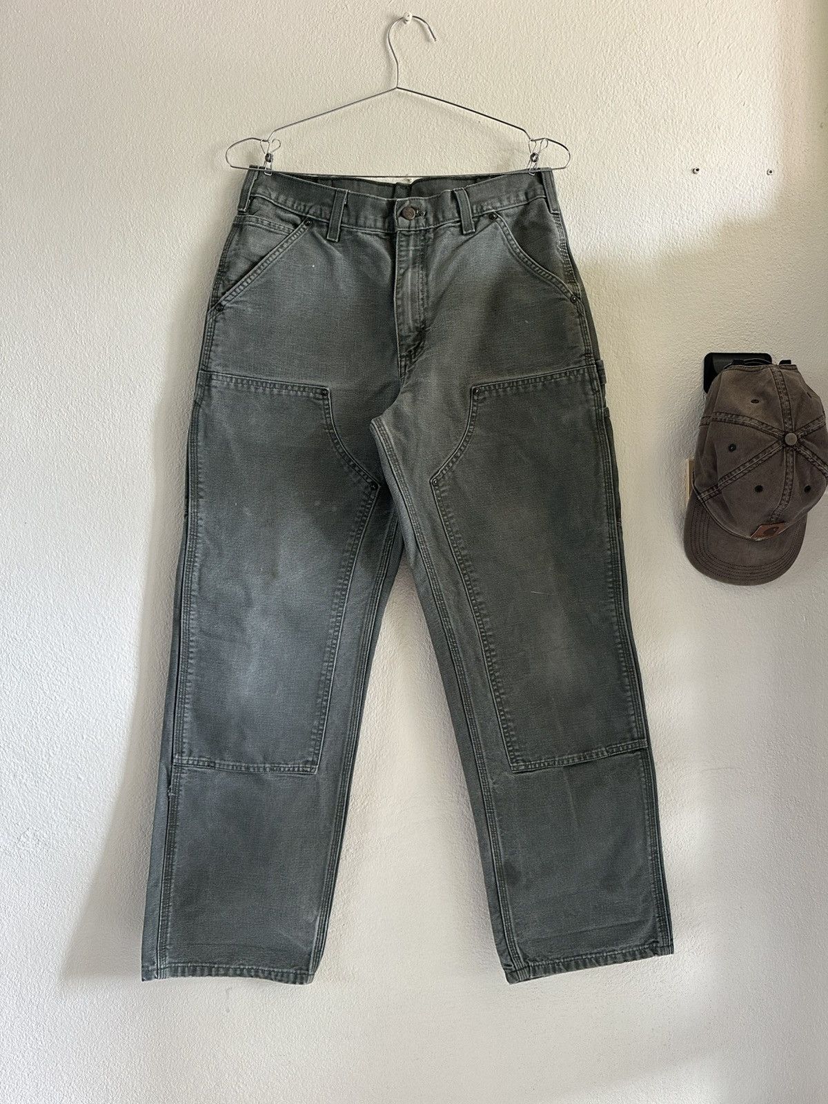 Carhartt (32x30) Vintage Faded Carhartt Double Knee B136 MOS Size US 32 / EU 48 - 2 Thumbnail