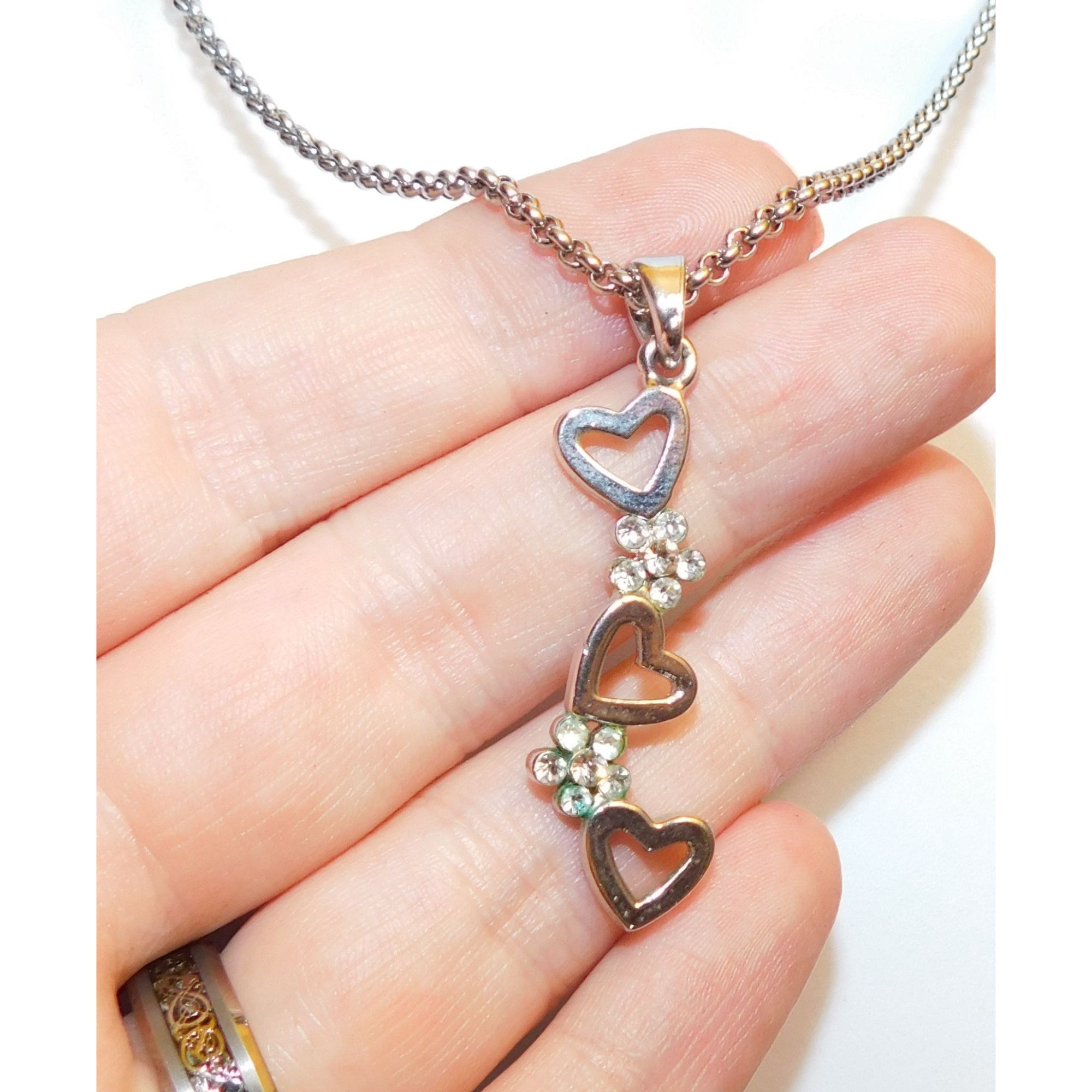 Other Triple Heart Floral Silver Tone Pendant Necklace Size ONE SIZE - 6 Thumbnail