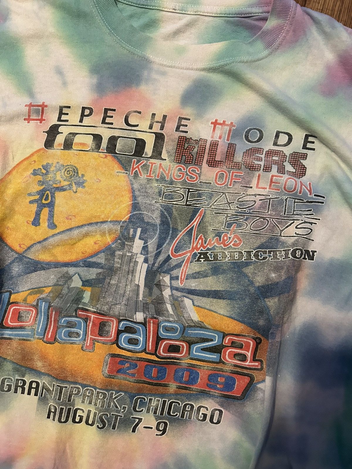 Band Tees y2k Lollapalooza 2009 Music Festival Band Concert T Shirt Size US L / EU 52-54 / 3 - 2 Thumbnail