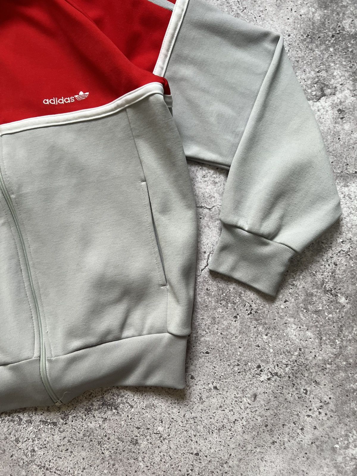 Adidas × Vintage Vintage 80s 90s Adidas Track Jacket Gray Red Small Men's Size US S / EU 44-46 / 1 - 7 Thumbnail