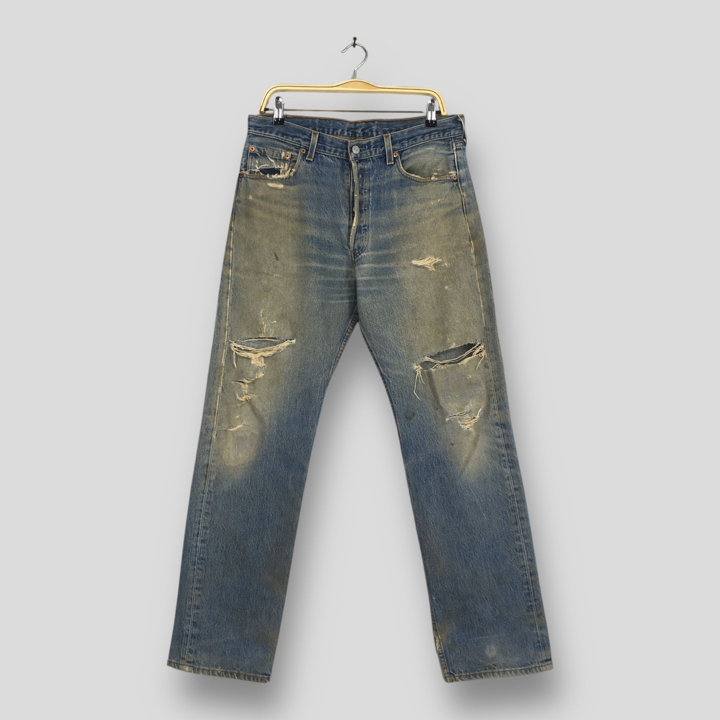 Levi's ize 32x30.5 Vintage 90s Levi's 501 Distressed Jeans S2017 Size US 32 / EU 48 - 1 Thumbnail
