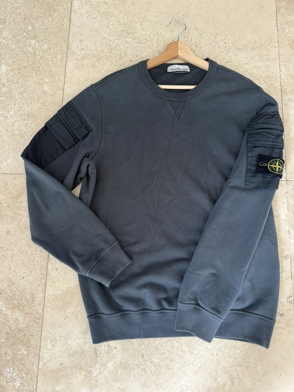 Stone Island 2023 Stone Island crewneck sweatshirt with arm panel/cargo Size US M / EU 48-50 / 2 - 1 Thumbnail