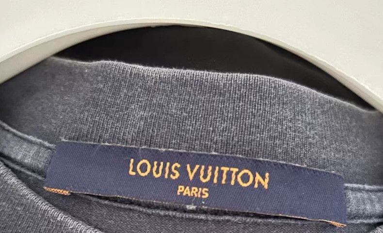 Louis Vuitton Louis Vuitton Round neck gradient full print short sleeve Size US S / EU 44-46 / 1 - 3 Thumbnail