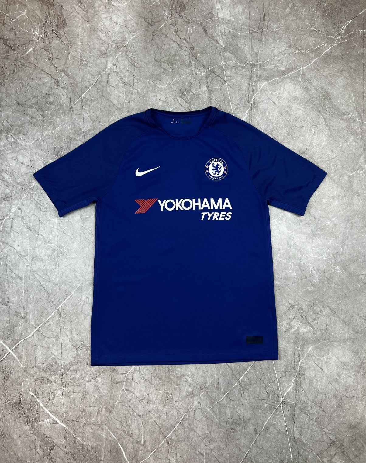 Nike Nike Chelsea Soccer Jersey 2017 2018 Home Shirt Size M Size US M / EU 48-50 / 2 - 4 Thumbnail