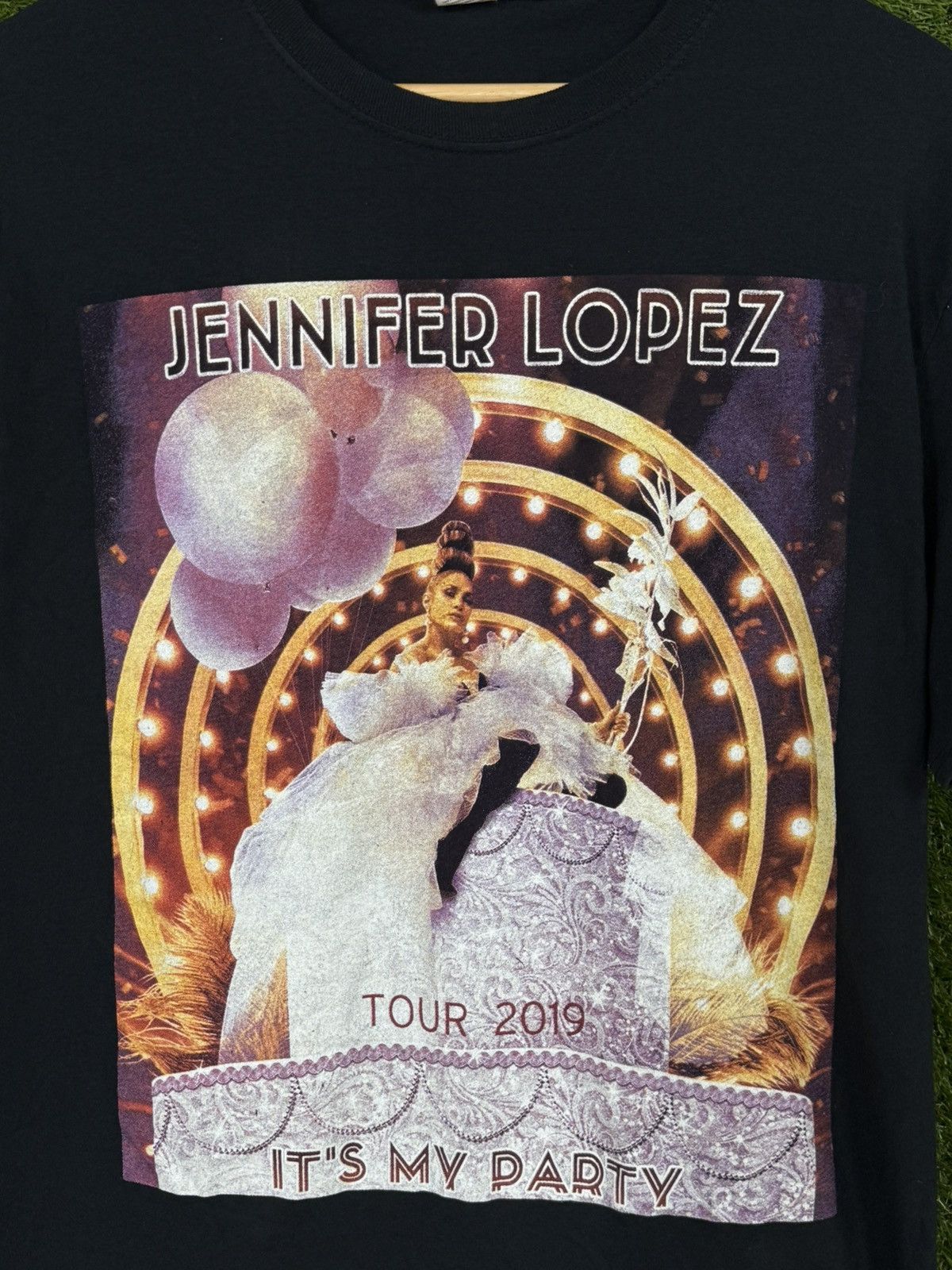 Vintage 2019 Jennifer Lopez Tour Logo Album Music Merch Tee Black Size US M / EU 48-50 / 2 - 2 Thumbnail