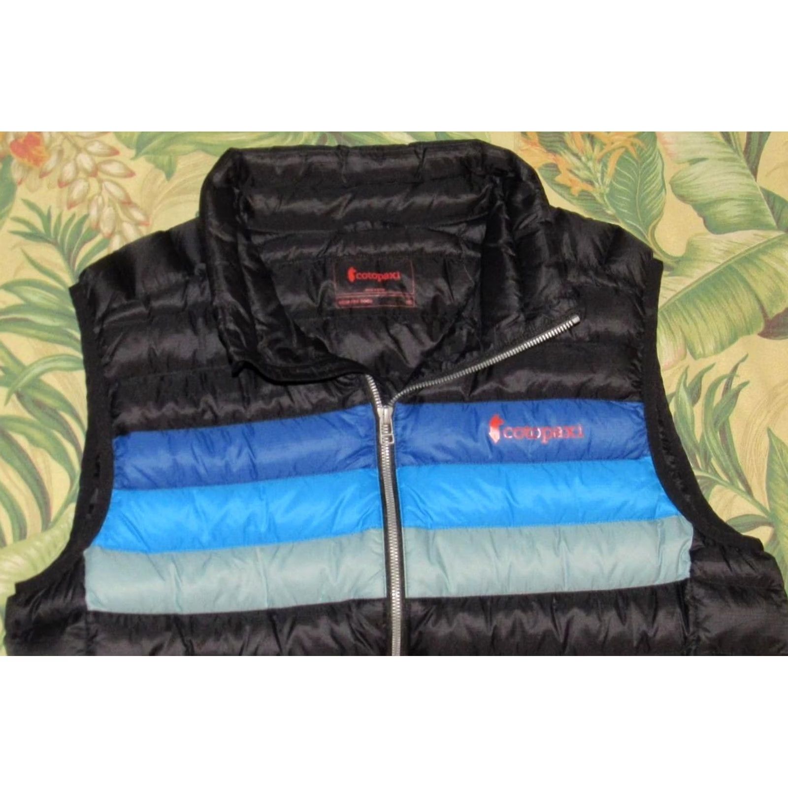 Cotopaxi COTOPAXI Black Down Fill Puffer Vest M/L Mens Vest M Black Down Fill Puffer Vest Size US M / EU 48-50 / 2 - 2 Thumbnail