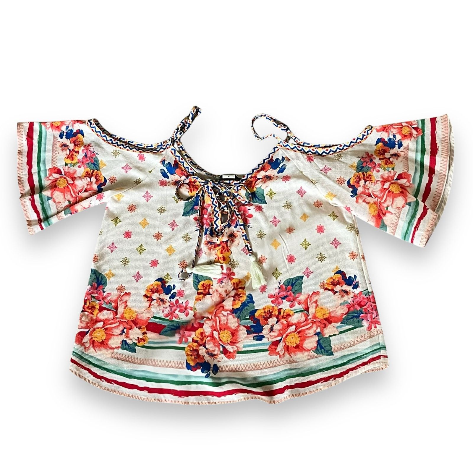 Other Flying Tomato boho summer floral cold shoulder cutouts top Size M / US 6-8 / IT 42-44 - 5 Thumbnail