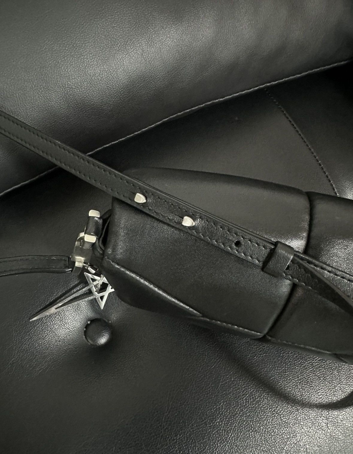 Rick Owens Rick Owens Griffin Quilted Shoulder Bag Size ONE SIZE - 13 Thumbnail