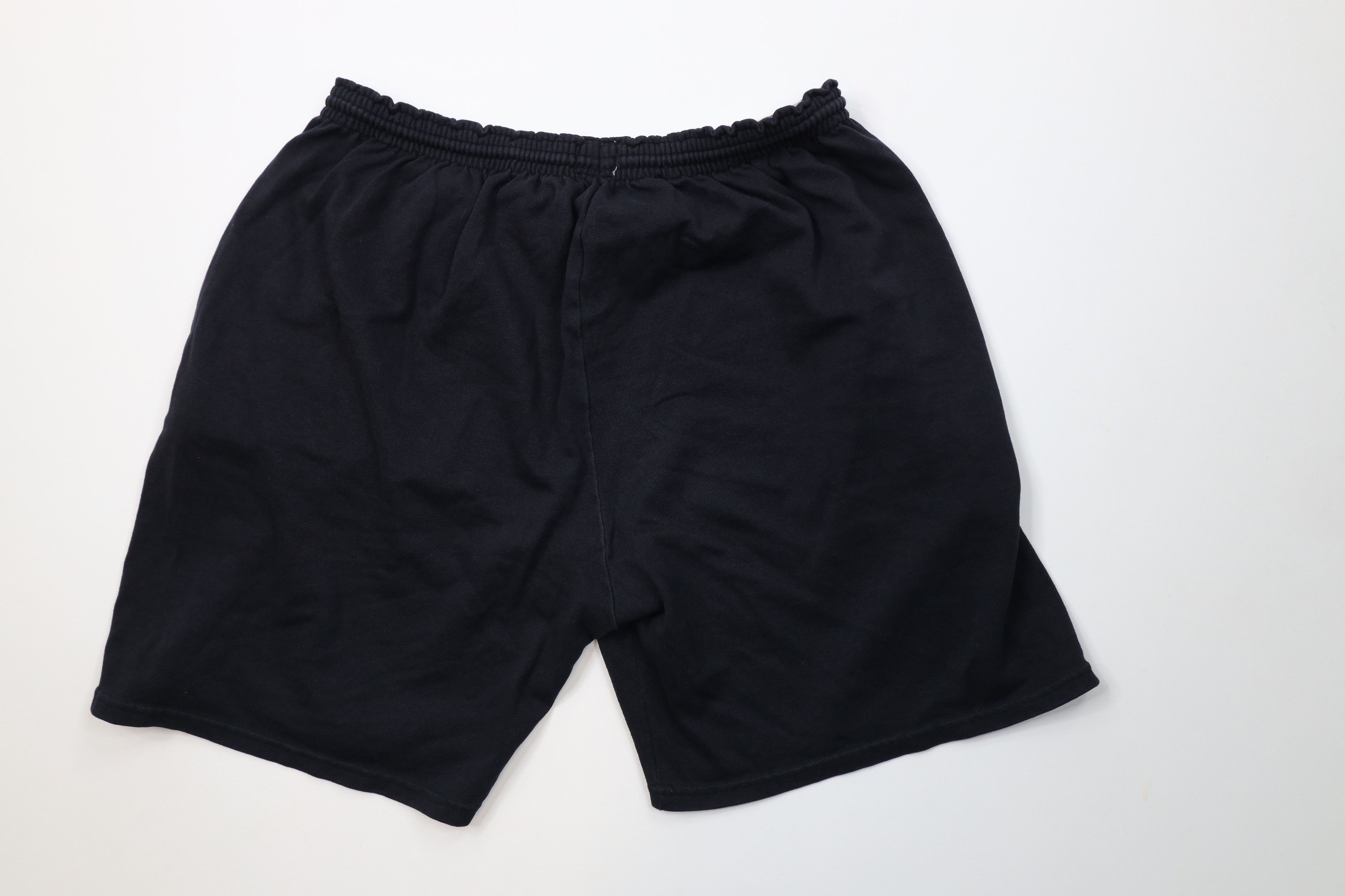 Champion Vintage 90s Champion Heavyweight Above Knee Shorts Black Size US 34 / EU 50 - 8 Thumbnail