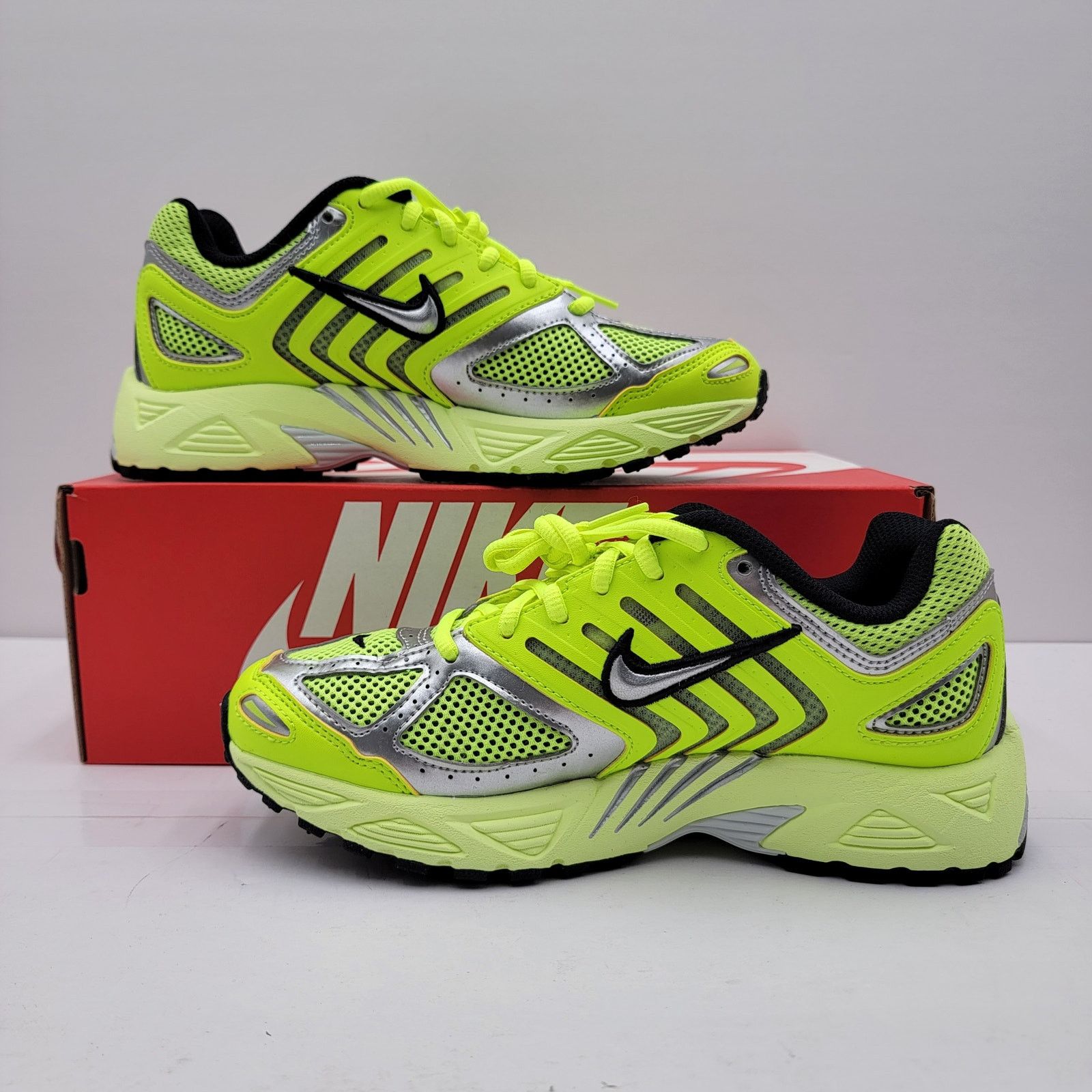 Nike Nike Air Pegasus 2K5 'Volt' Women's Size 7 - New in Box Size US 7 / IT 37 - 2 Thumbnail