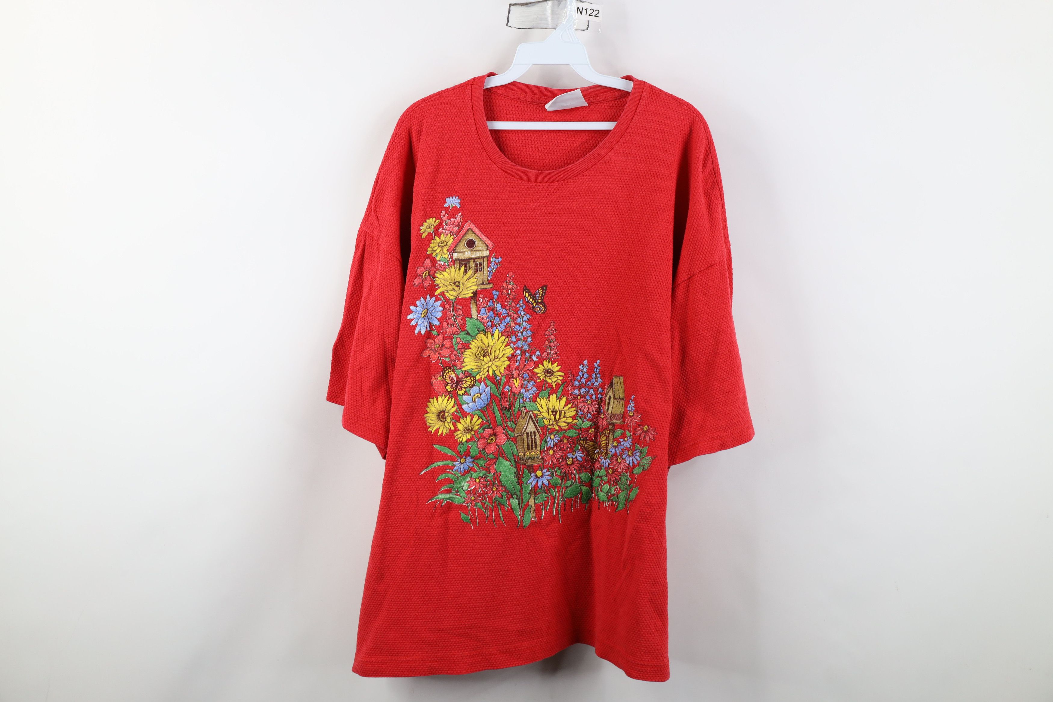 Vintage Vintage 90s Streetwear Knit Flower Butterfly T-Shirt USA Size 3XL / US 20-22 - 1 Thumbnail