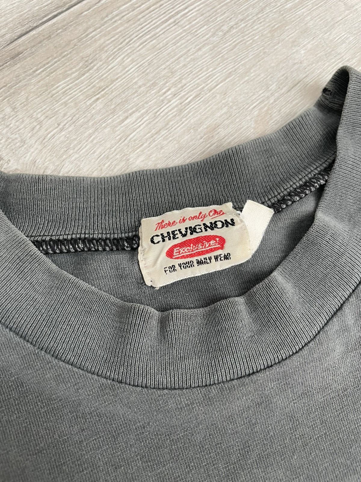 Chevignon Archive Chevignon 90s Distressed Tee Legend Jacket Y2k Singl Size US M / EU 48-50 / 2 - 5 Thumbnail