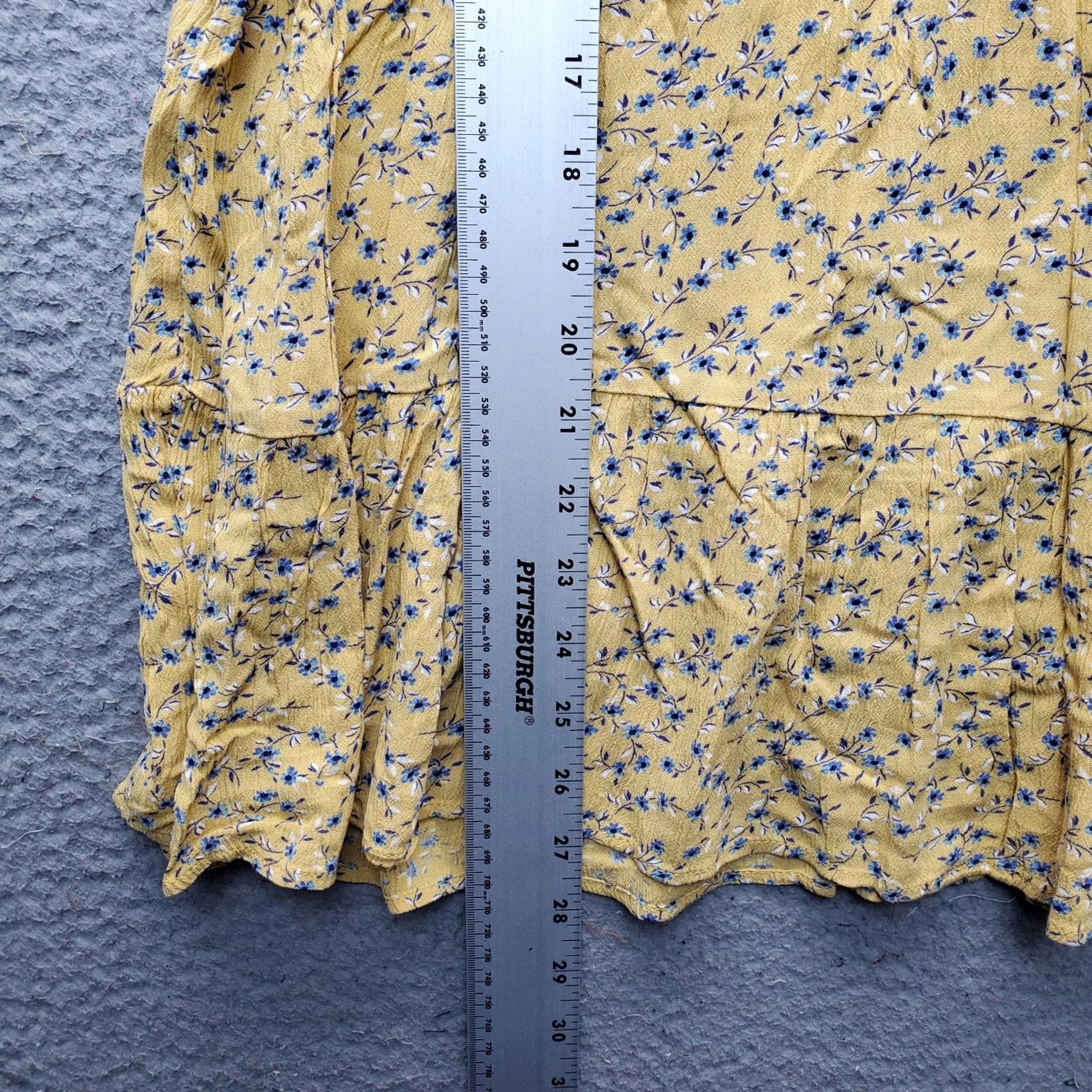 American Eagle Outfitters American Eagle Outfitters Blouse Wool? Mult Floral Cross Back Womens M Shirt Size M / US 6-8 / IT 42-44 - 3 Thumbnail