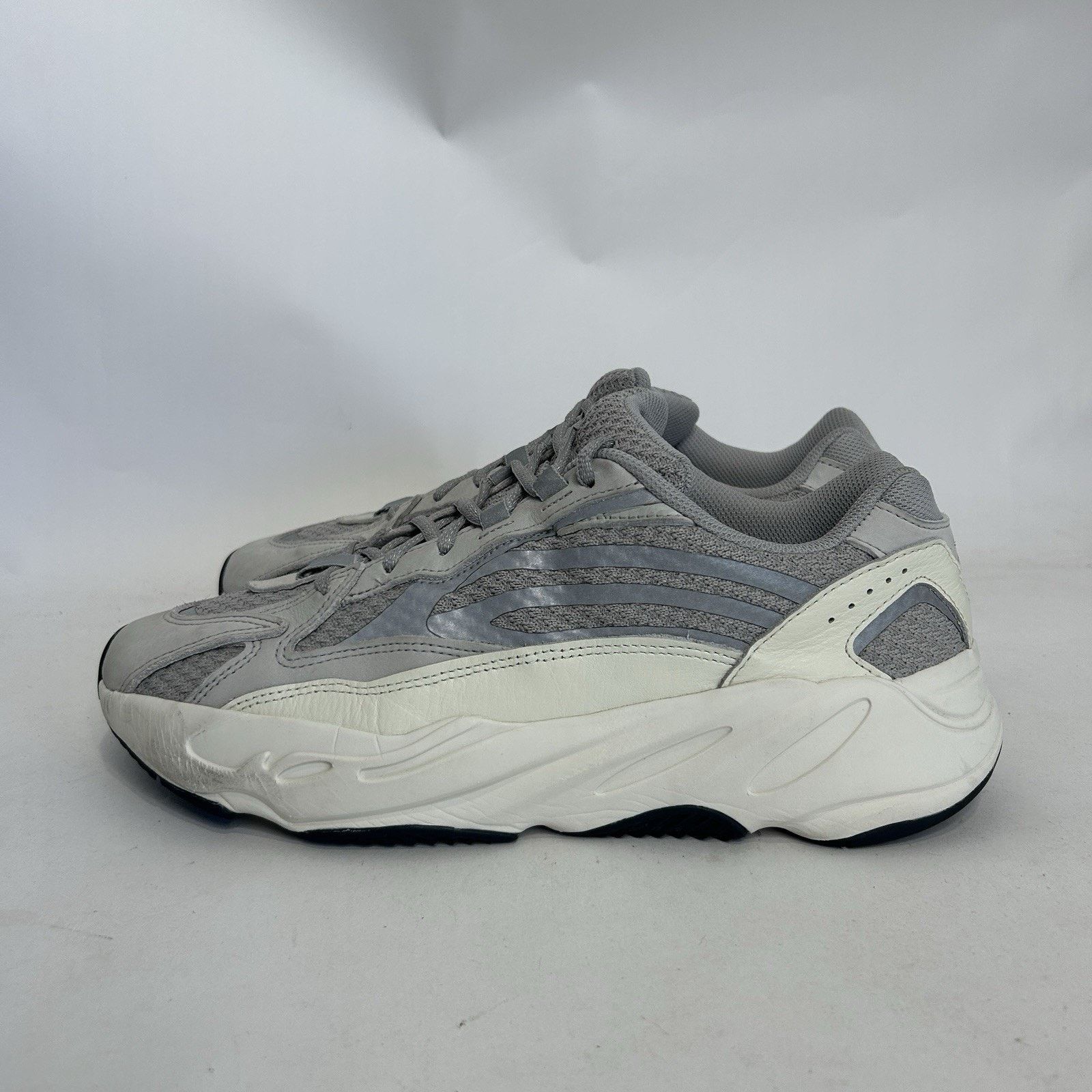 Adidas Adidas Yeezy Boost 700 V2 Static Grey White” EF2829 Size US 11 / EU 44 - 6 Thumbnail