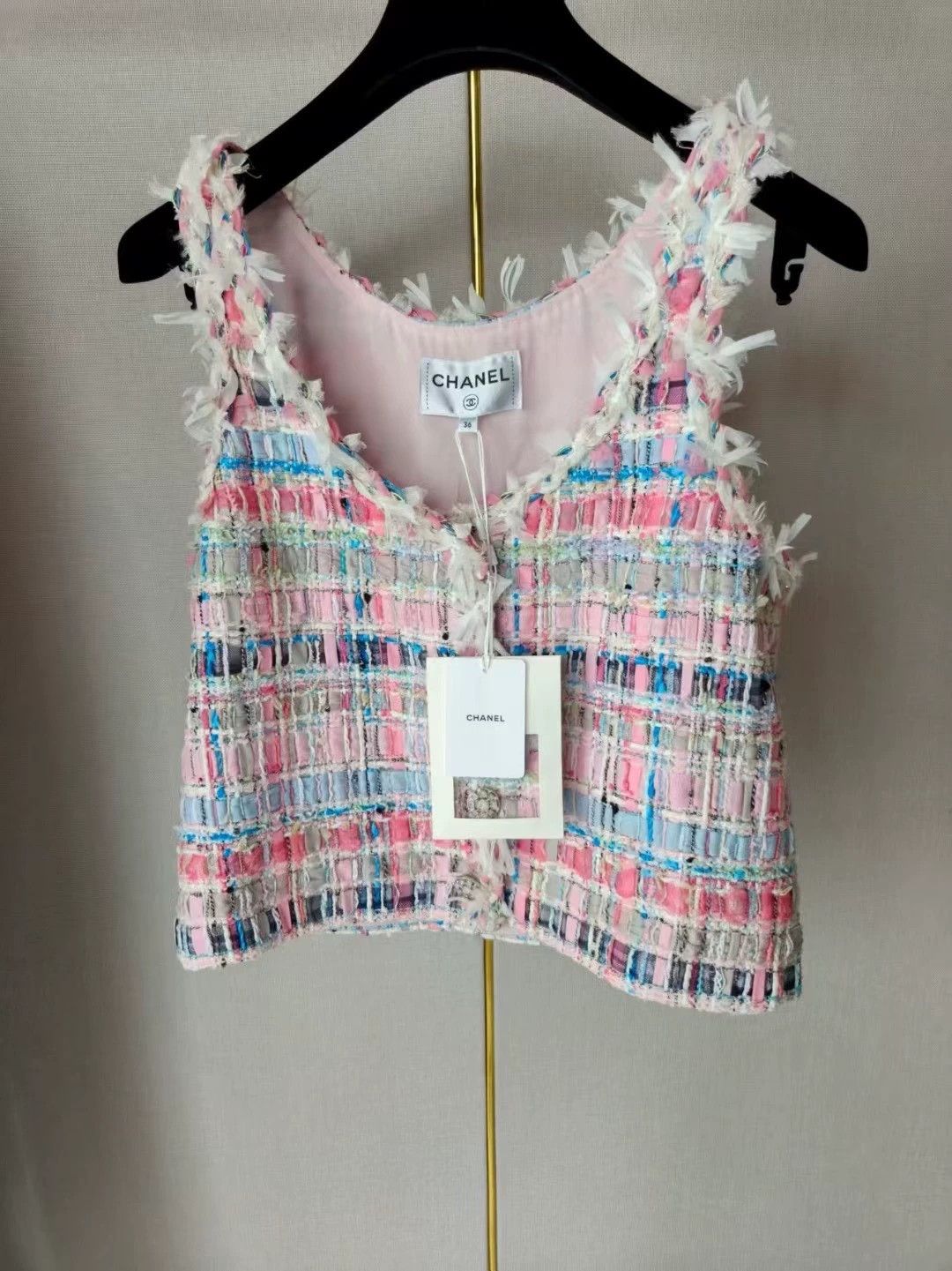 Chanel Chanel Tweed Sleeveless Vest Top - dmc Size US S / EU 44-46 / 1 - 1 Thumbnail