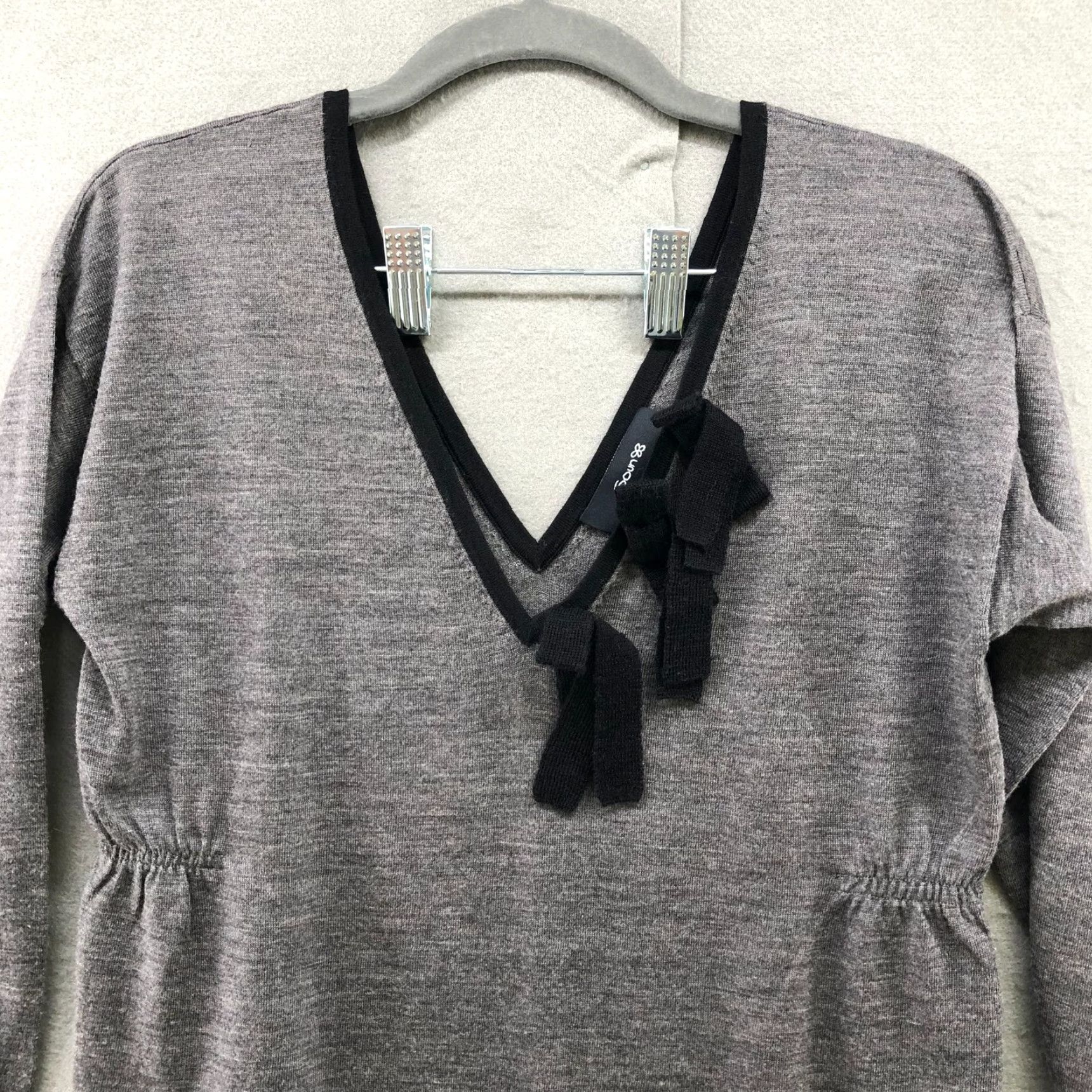 Vintage Soun 100% Wool Tunic Sweater Womens Medium M Gray Bow Front V-neck Pullover Size M / US 6-8 / IT 42-44 - 3 Thumbnail