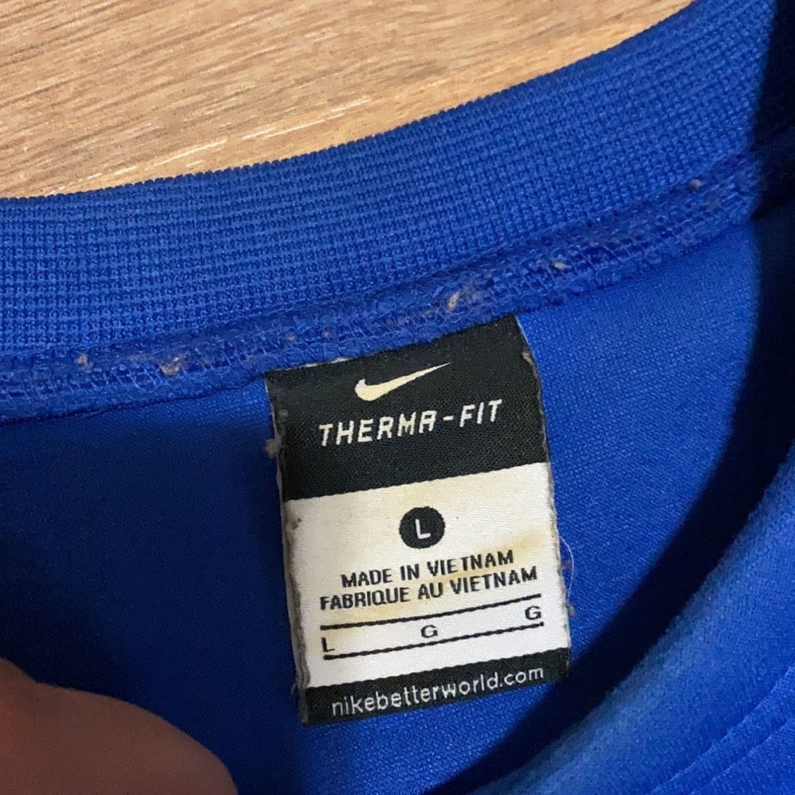 Nike 2010 Nike center swoosh crewneck Size US L / EU 52-54 / 3 - 3 Thumbnail