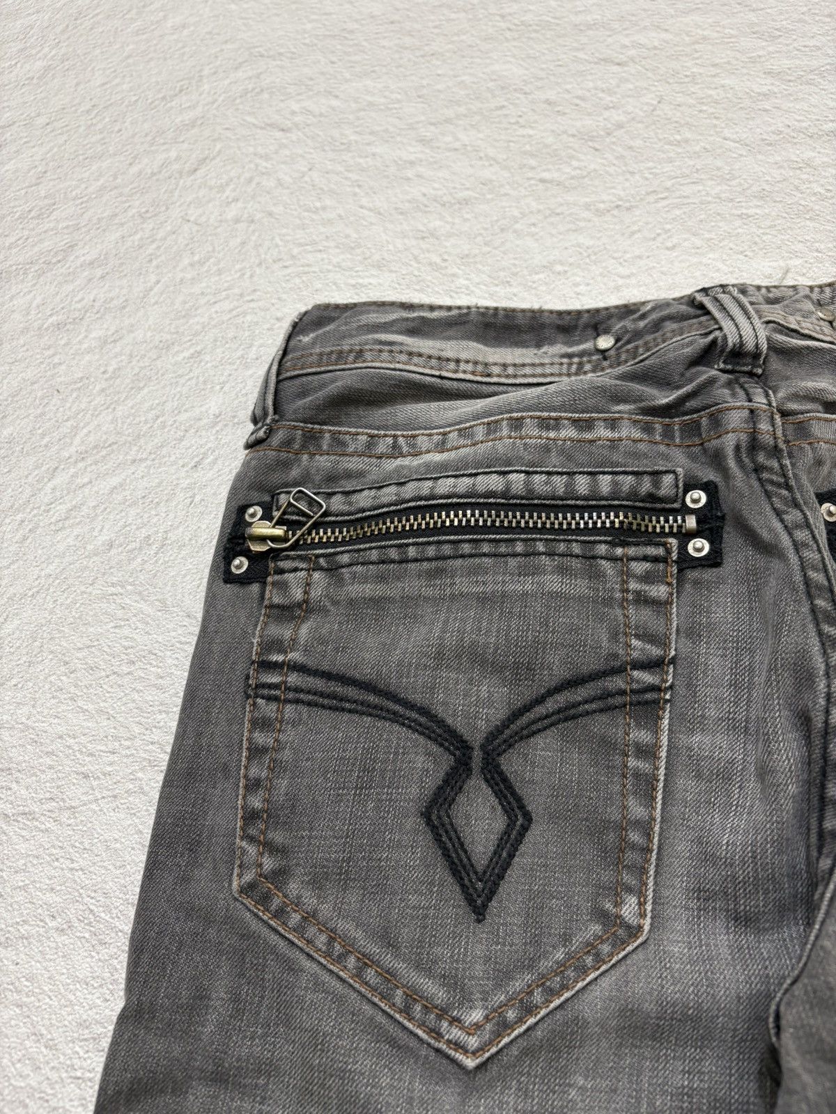 Hysteric Glamour 2000s TBJ japan Flared Smoke wash denim Y2k style Size US 26 / EU 42 - 13 Thumbnail