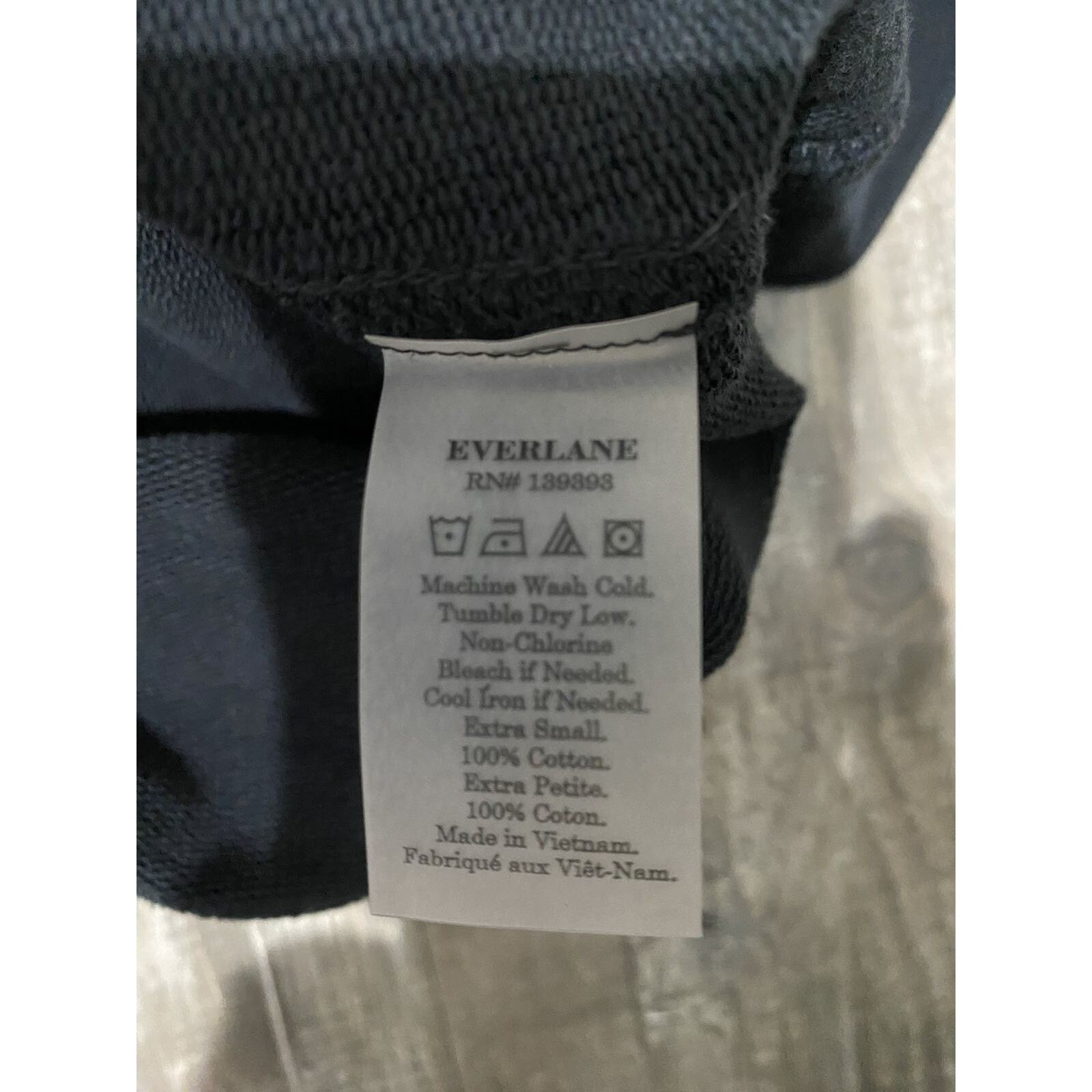 Everlane Everlane black Sweatshirt Sweater Top Cotton size XS A001361 Size XS / US 0-2 / IT 36-38 - 4 Thumbnail