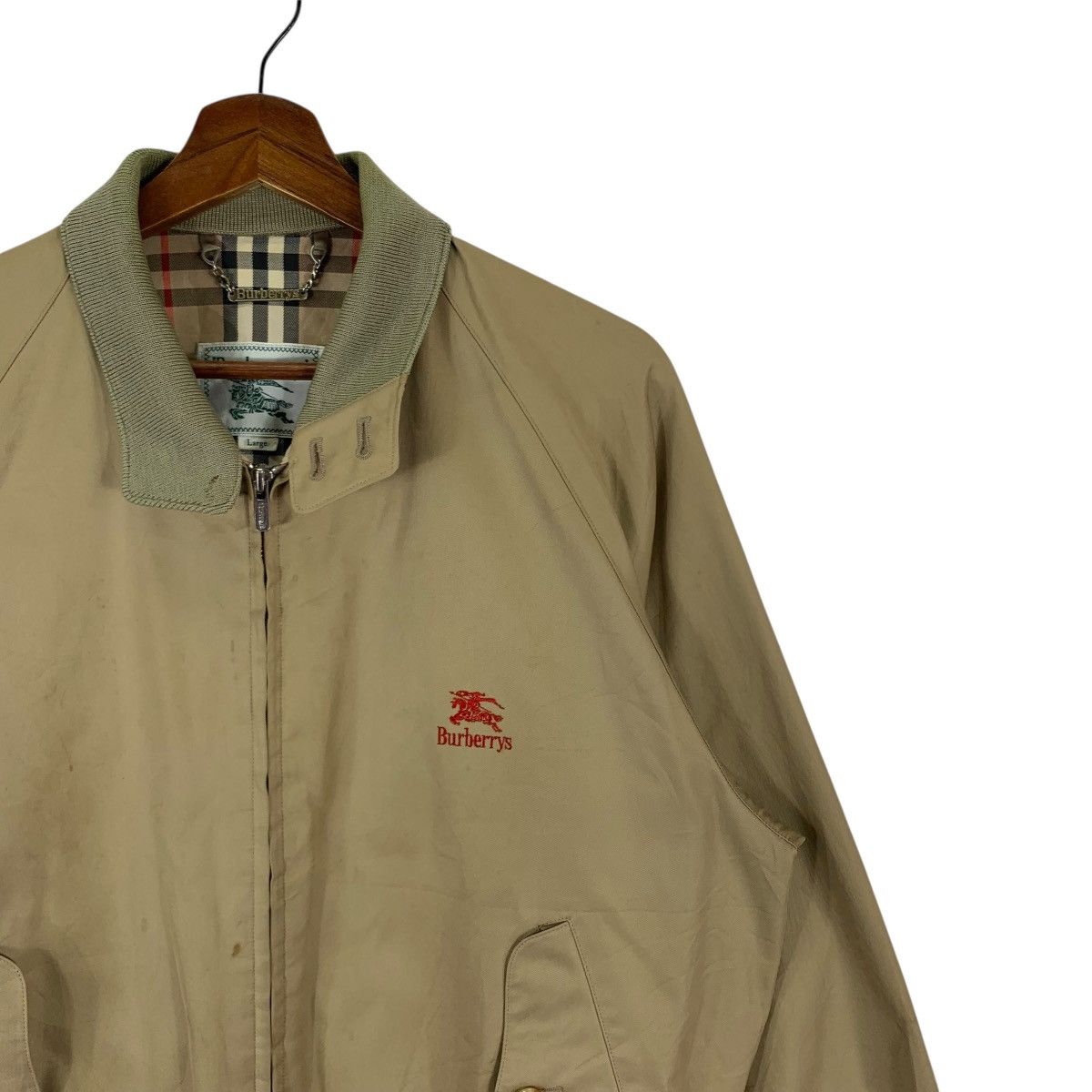 Burberry VINTAGE BURBERRYS NOVA CHECK BOMBER ZIPPER JACKET Size US L / EU 52-54 / 3 - 4 Thumbnail