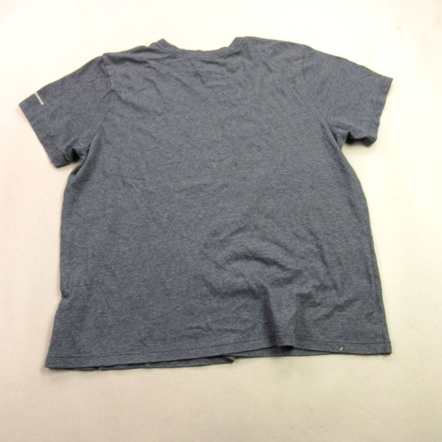 The North Face The North Face Shirt Womens Large Short Sleeve Crew Neck Pullover Lightweight Gray Size L / US 10 / IT 46 - 6 Thumbnail