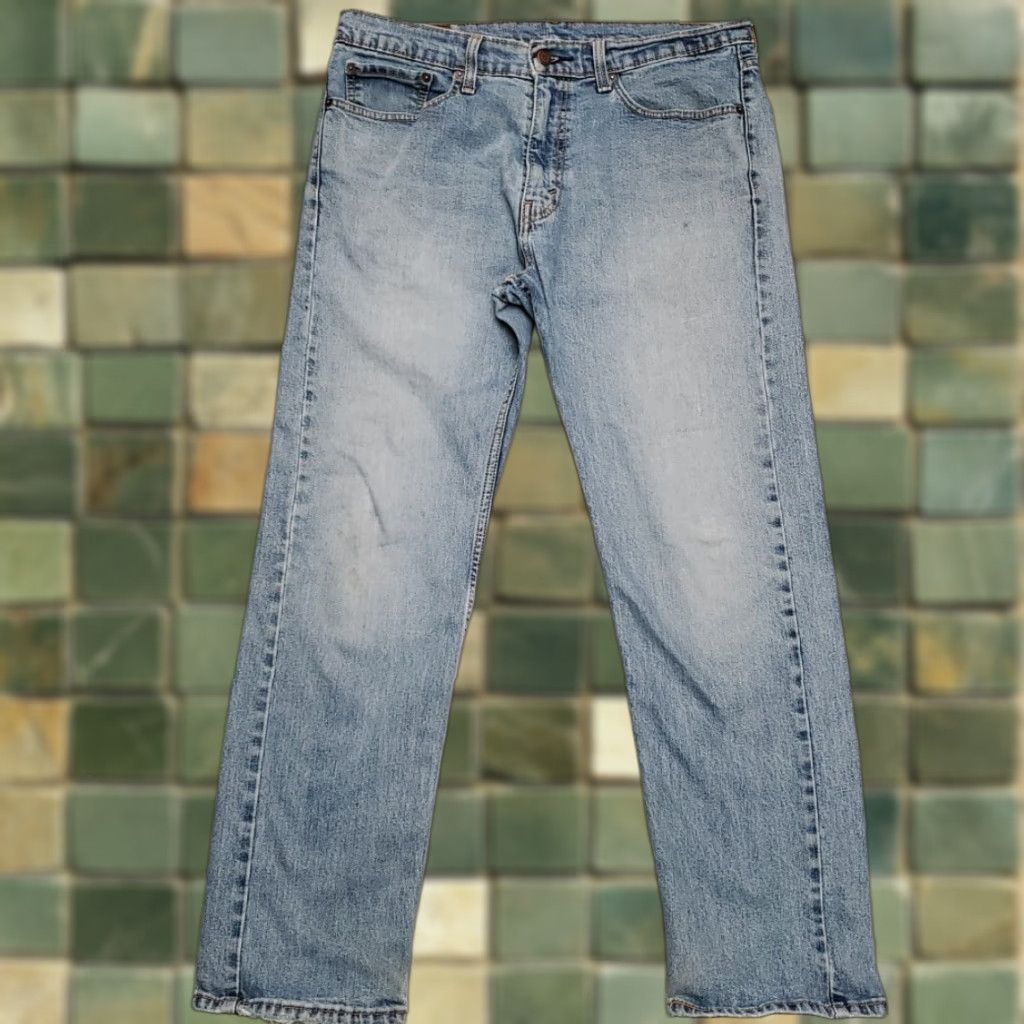 Denime VINTAGE Levis Jeans Mens 34x30 Blue 505 Regular Fit Straight Leg Medium Wash Denim Pants Size US 34 / EU 50 - 1 Thumbnail