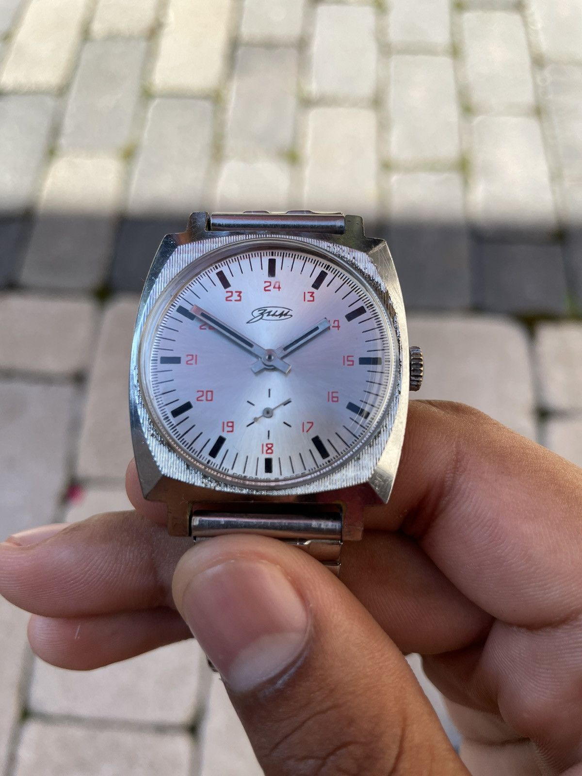 Vintage Vintage 70s ZiM USSR Soviet 15 Jewels Wristwatch 35mm Size ONE SIZE - 10 Thumbnail