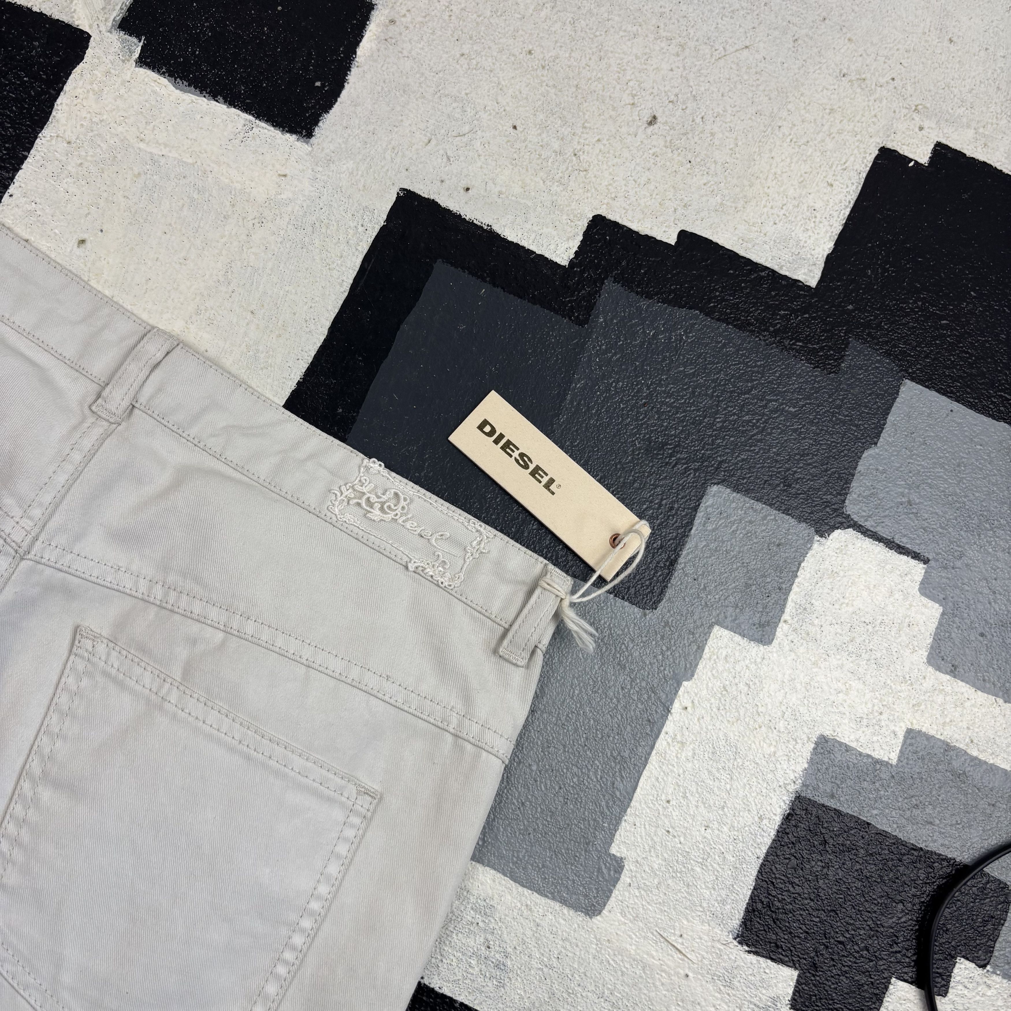 Diesel White Waxed Diesel Jeans Size US 41 - 3 Thumbnail