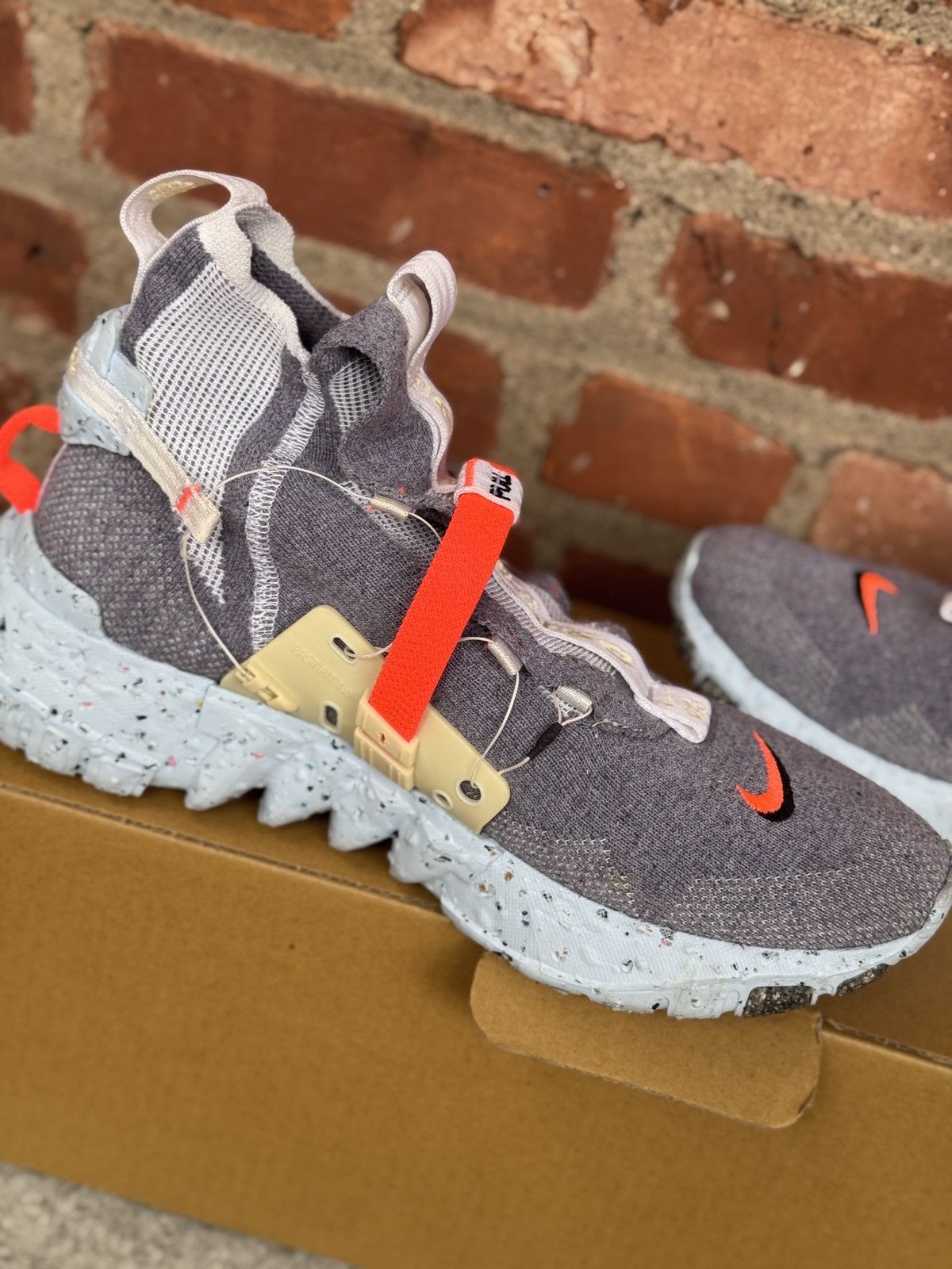 Nike Nike space hippie 03 Size US 10.5 / EU 43-44 - 5 Thumbnail