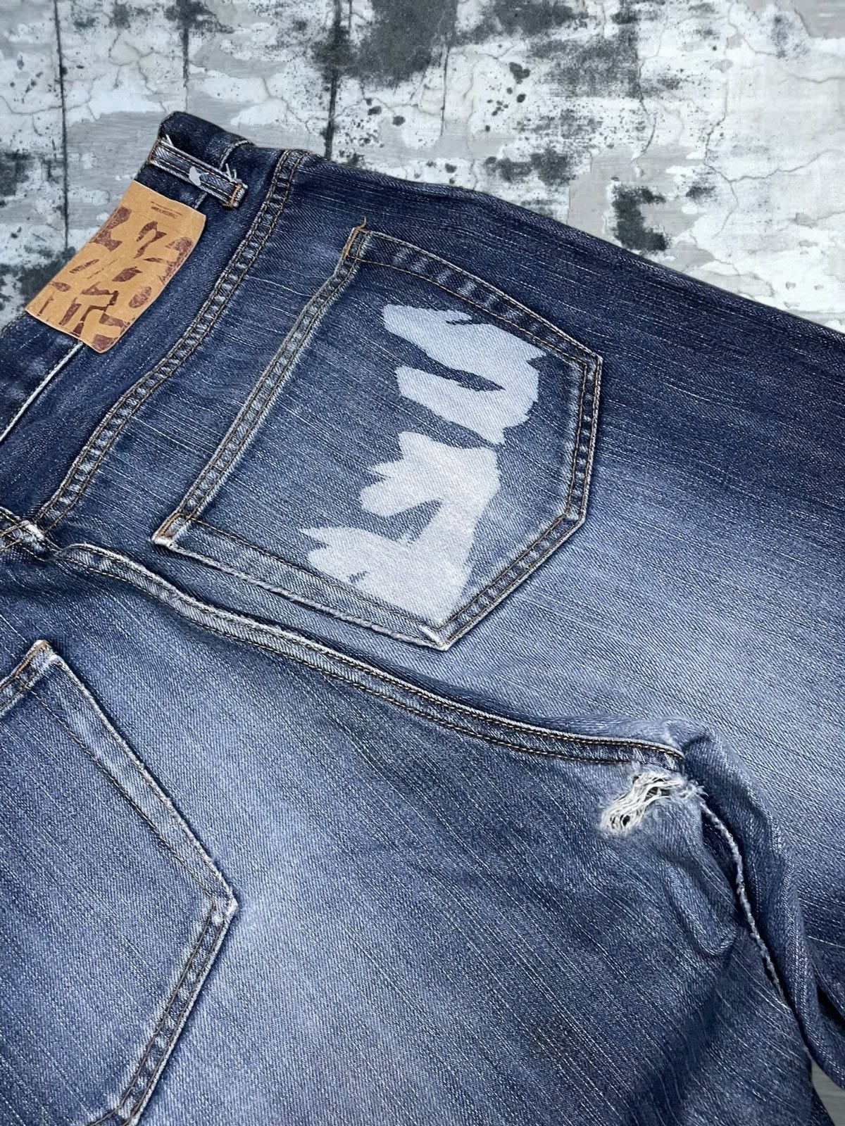 Japanese Brand Vintage Og 1990s Japan Designer Sublimation Distressed Denim Size US 33 - 17 Thumbnail