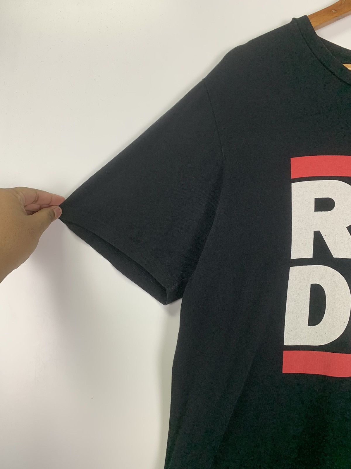 Band Tees × GU × RUN DMC RUN DMC x GU Tee Size US XL / EU 56 / 4 - 6 Thumbnail