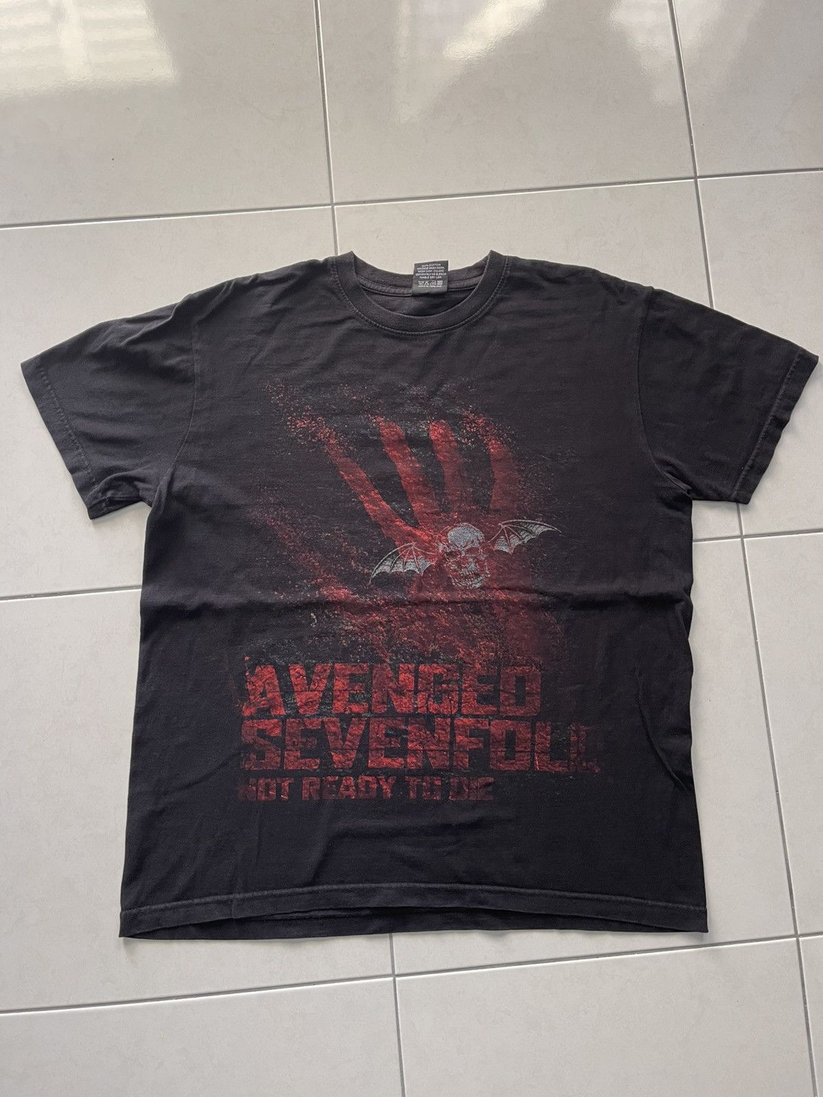 Band Tees VINTAGE AVENGED SEVENFOLD HOT READY TO DIE TEE VERY RARE Size US L / EU 52-54 / 3 - 1 Thumbnail
