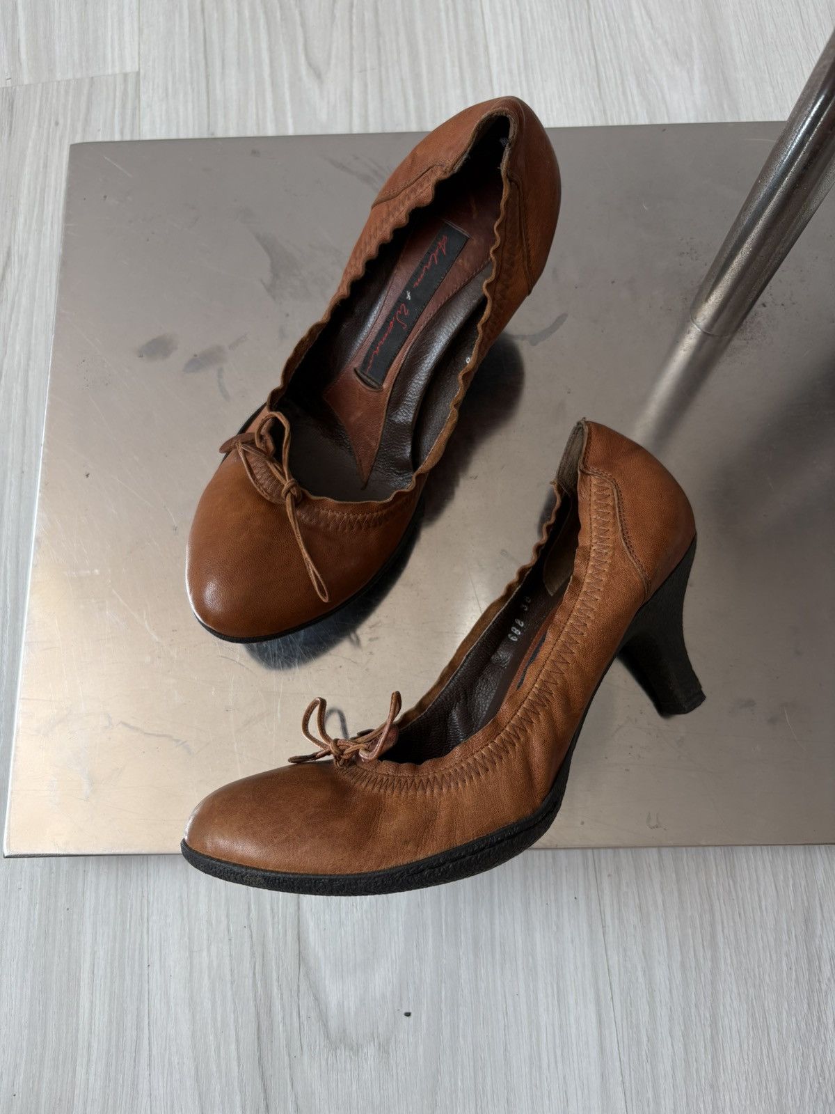 Vintage Vintage heels Size US 7.5 / IT 37.5 - 5 Thumbnail