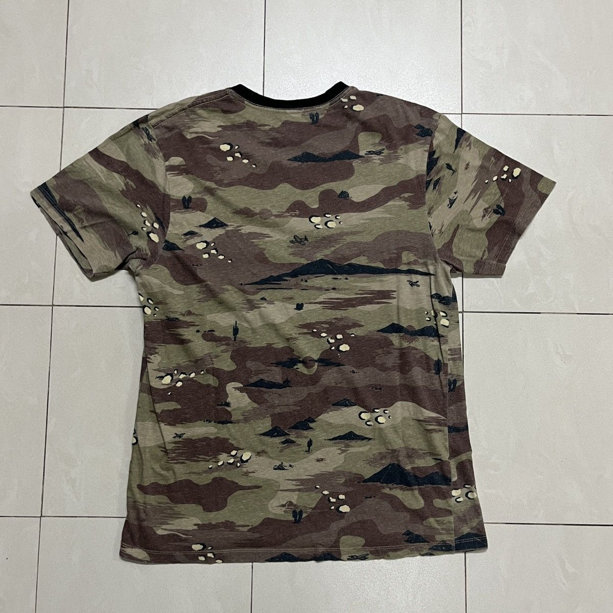 Van × Vans Vans Desert Camo Brown Tan T Shirt Size US S / EU 44-46 / 1 - 11 Thumbnail