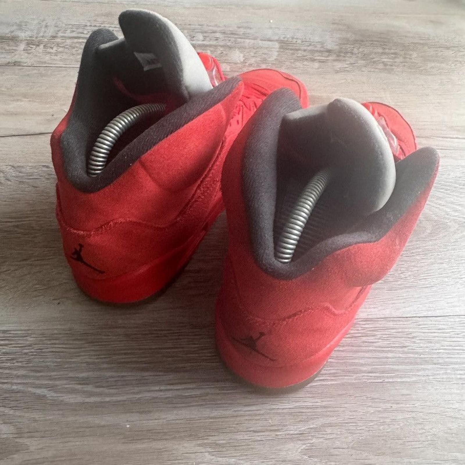 Nike NIKE • JORDAN 5 Retro GS "Red Suede" (7M) Size US 7 / EU 40 - 8 Thumbnail
