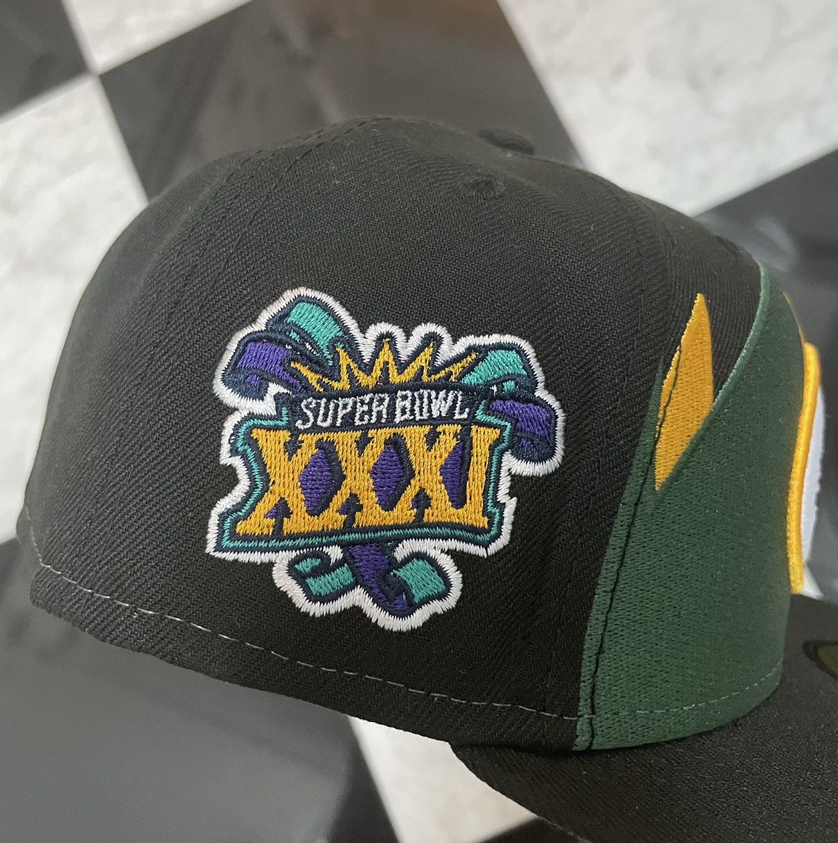 New Era 🔥 Green Bay Packers shark teeth fitted size 7 Size ONE SIZE - 3 Thumbnail