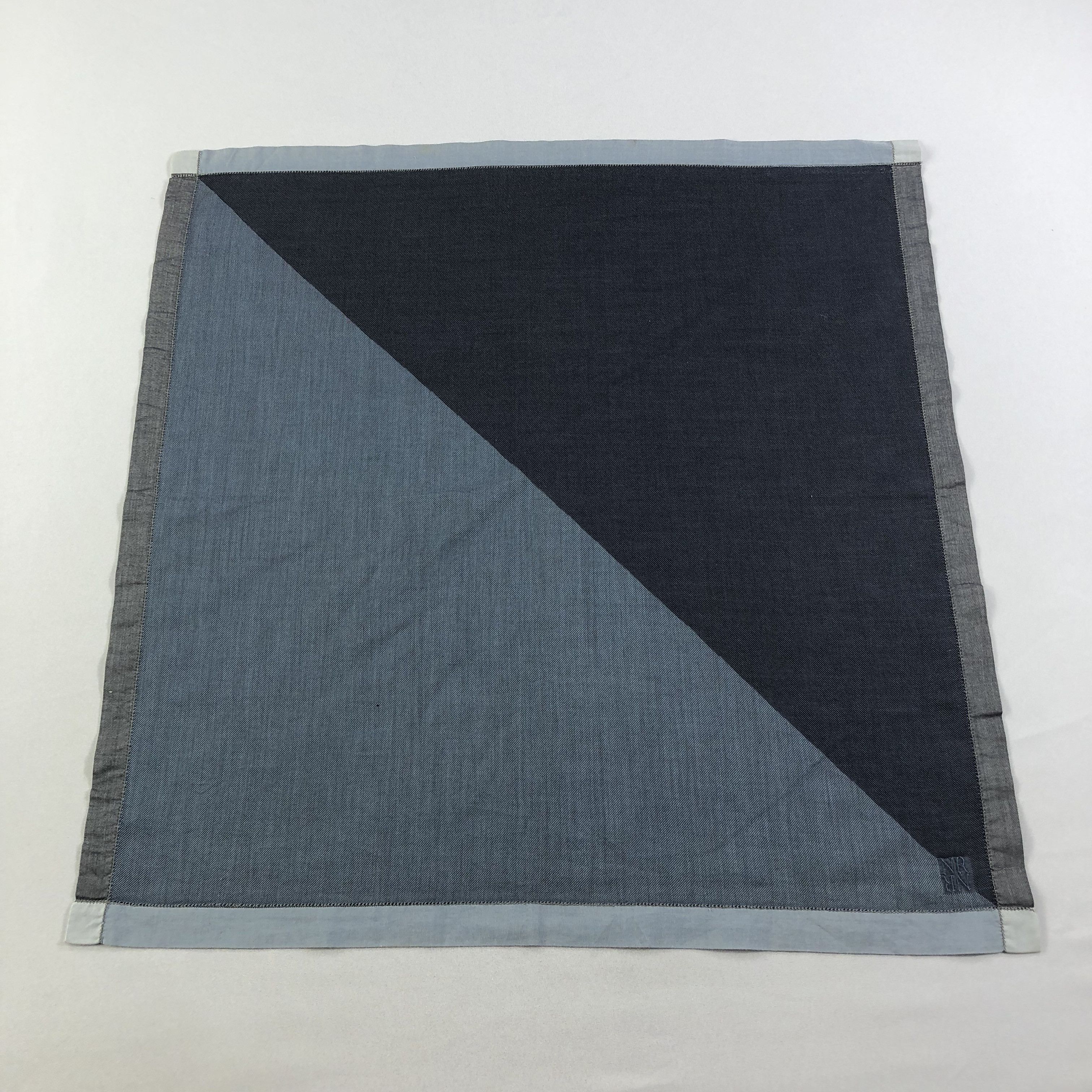 Nina Ricci Nina Ricci Handkerchief Neckerchief Bandana H2000 Size ONE SIZE - 2 Thumbnail