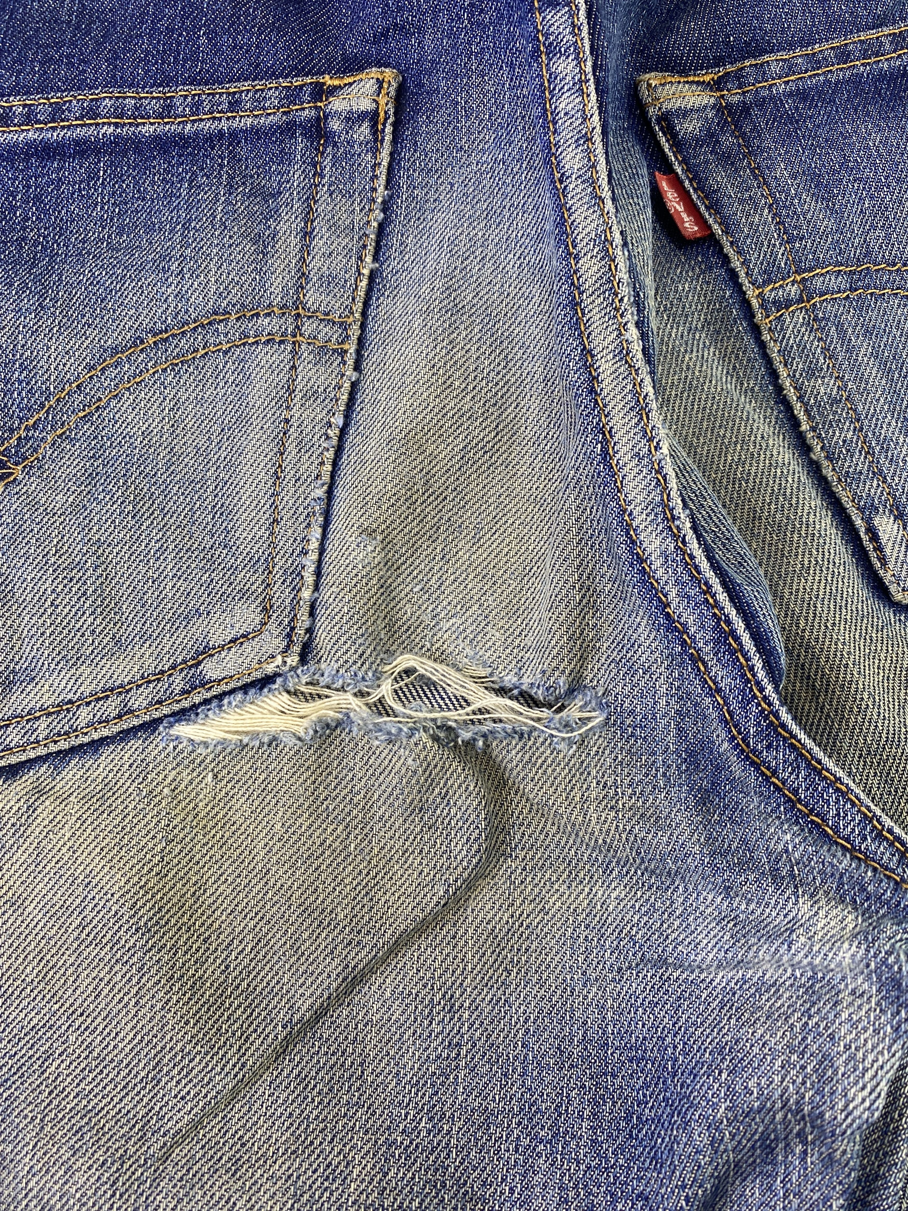 Levi's VINTAGE LEVI'S 508 DISTRESS BLUE WASH JEANS - J910 Size US 31 - 11 Thumbnail