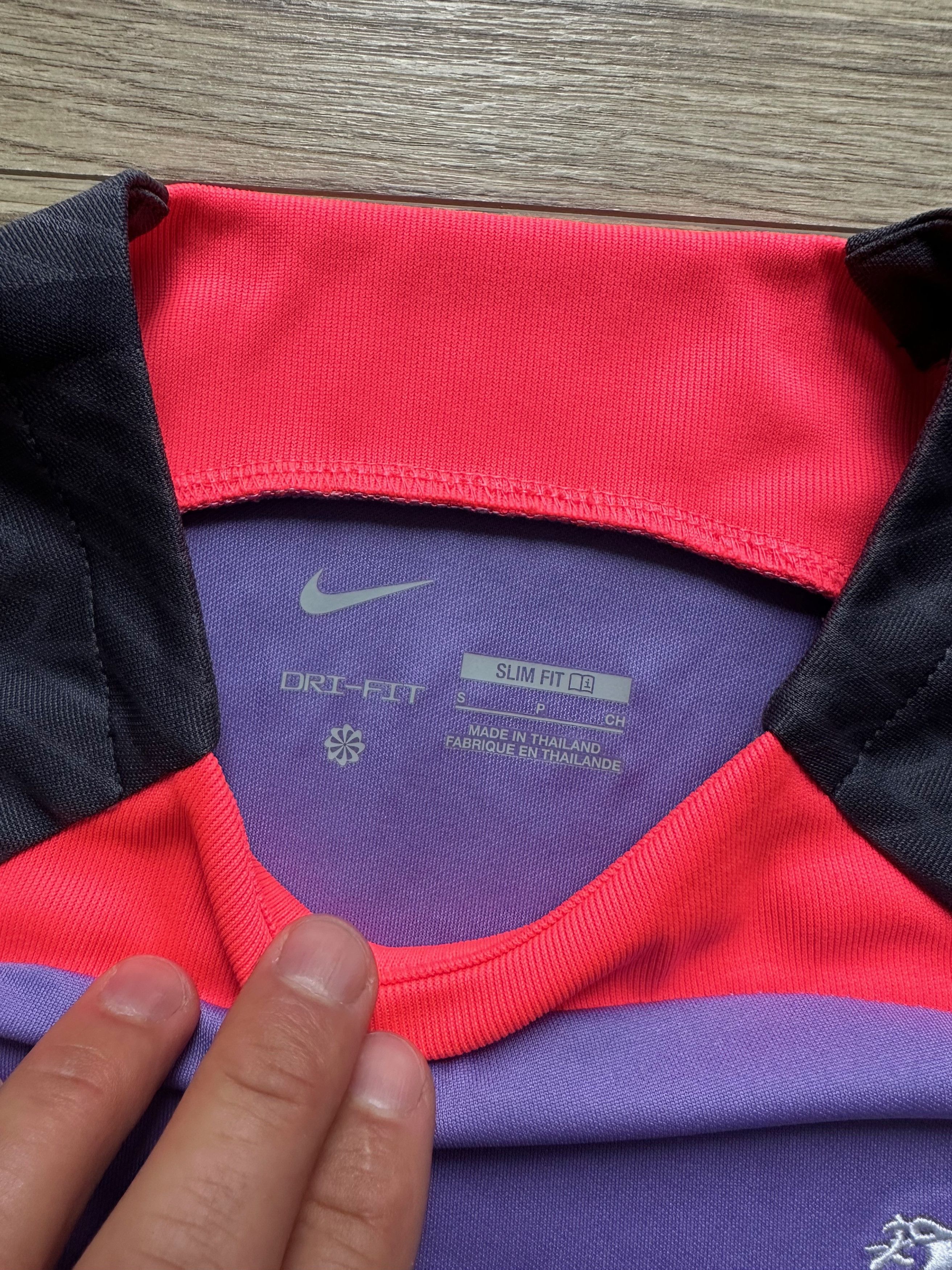 Nike 2023 / 2024 Nike Liverpool Strike Trainings set S-XS fit Size US XS / EU 42 / 0 - 10 Thumbnail