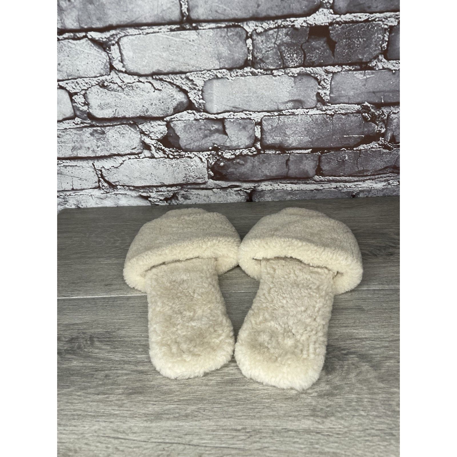 Other Raye Sherp Ivory Cream Faux Fur Slippers Open Toe Sandals Wo Size US 7 / IT 37 - 12 Thumbnail